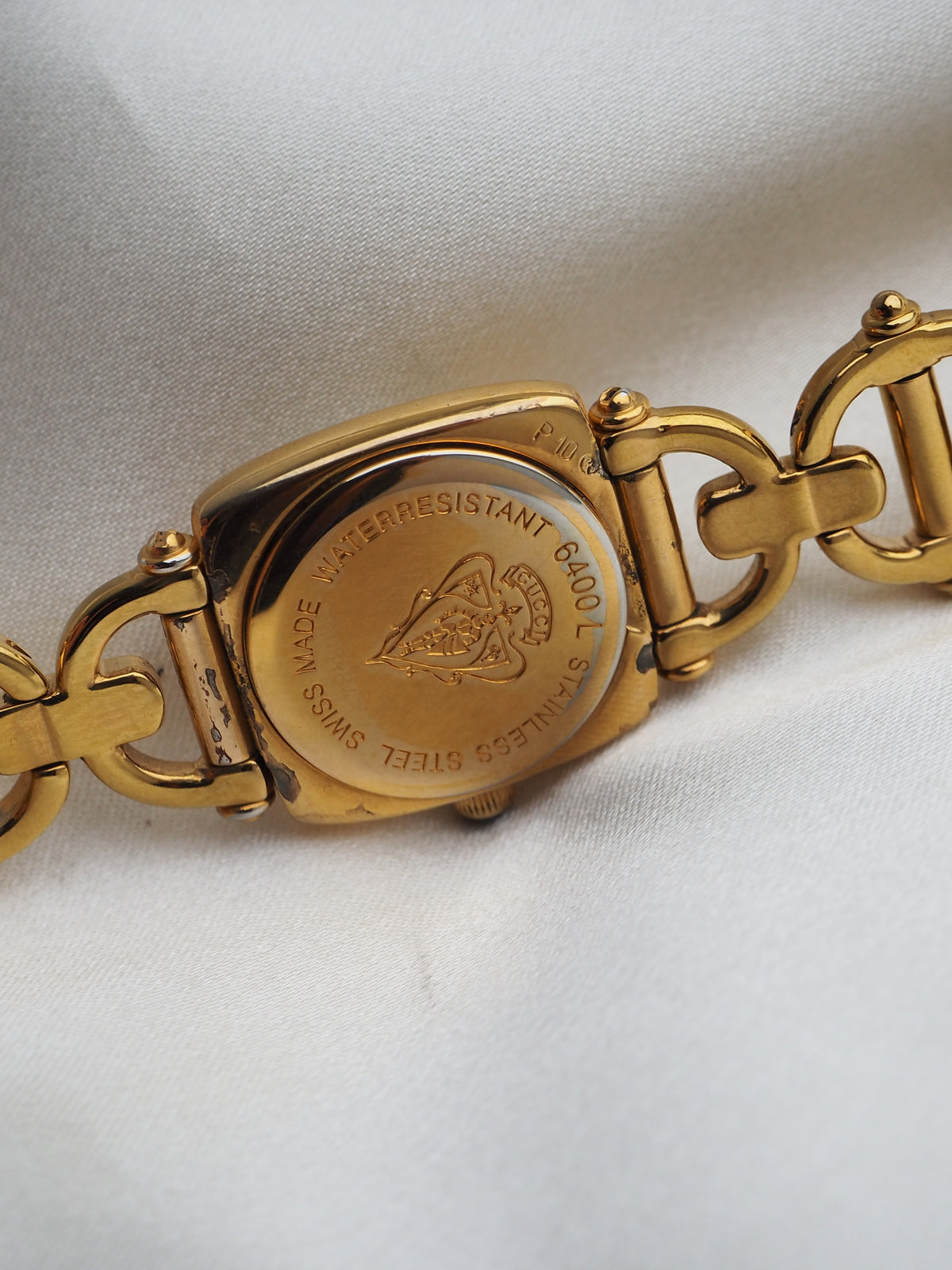 GUCCI 6400L WATCH