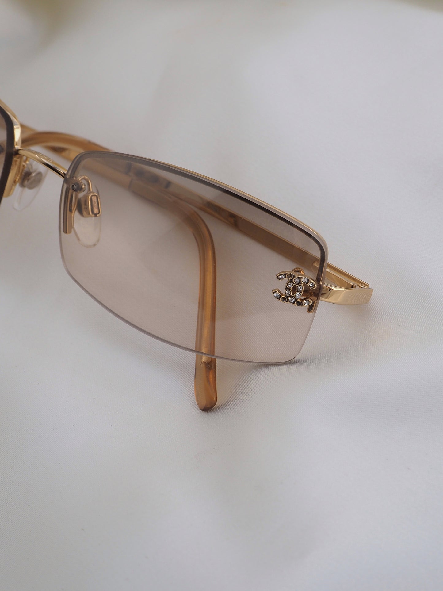 CHANEL 4093-B CRYSTAL CC LOGO RIMLESS SUNGLASSES GOLD