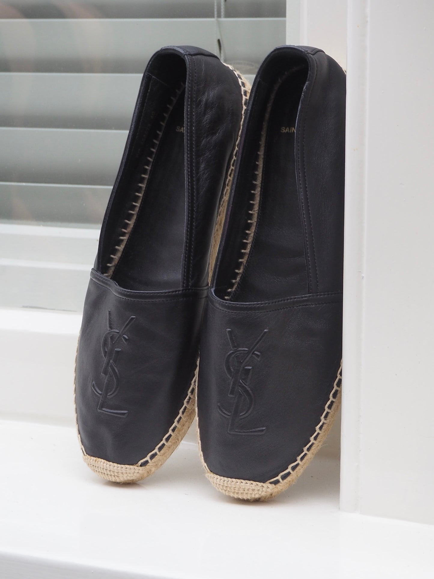YVES SAINT LAURENT CASSANDRE ESPADRILLES 40