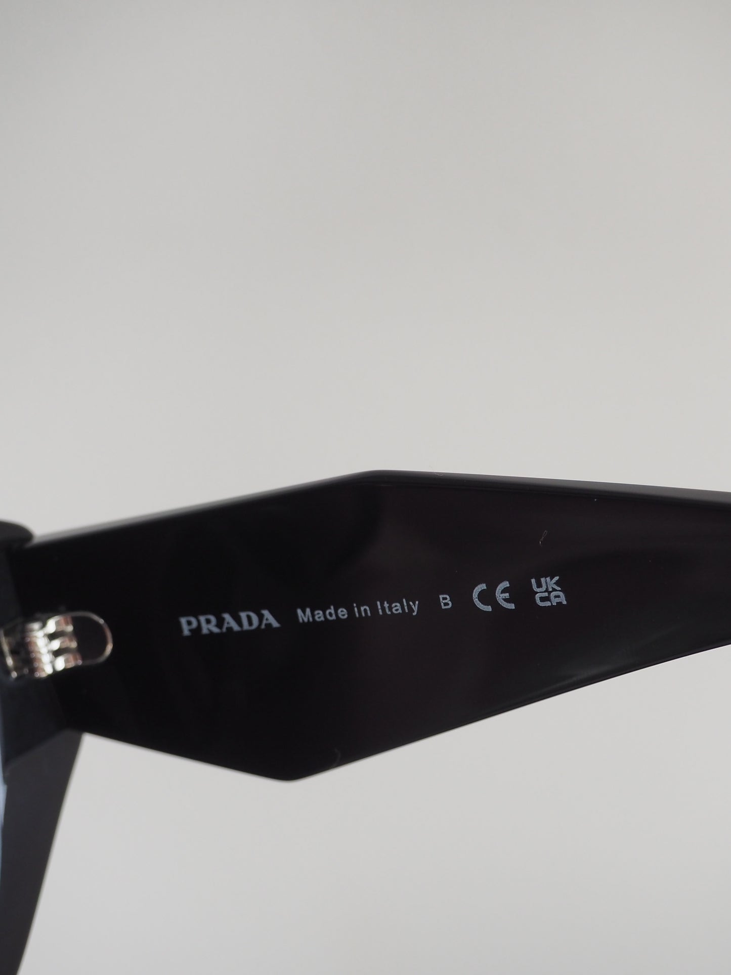 PRADA SPR07Y CAT EYE SUNGLASSES BLACK