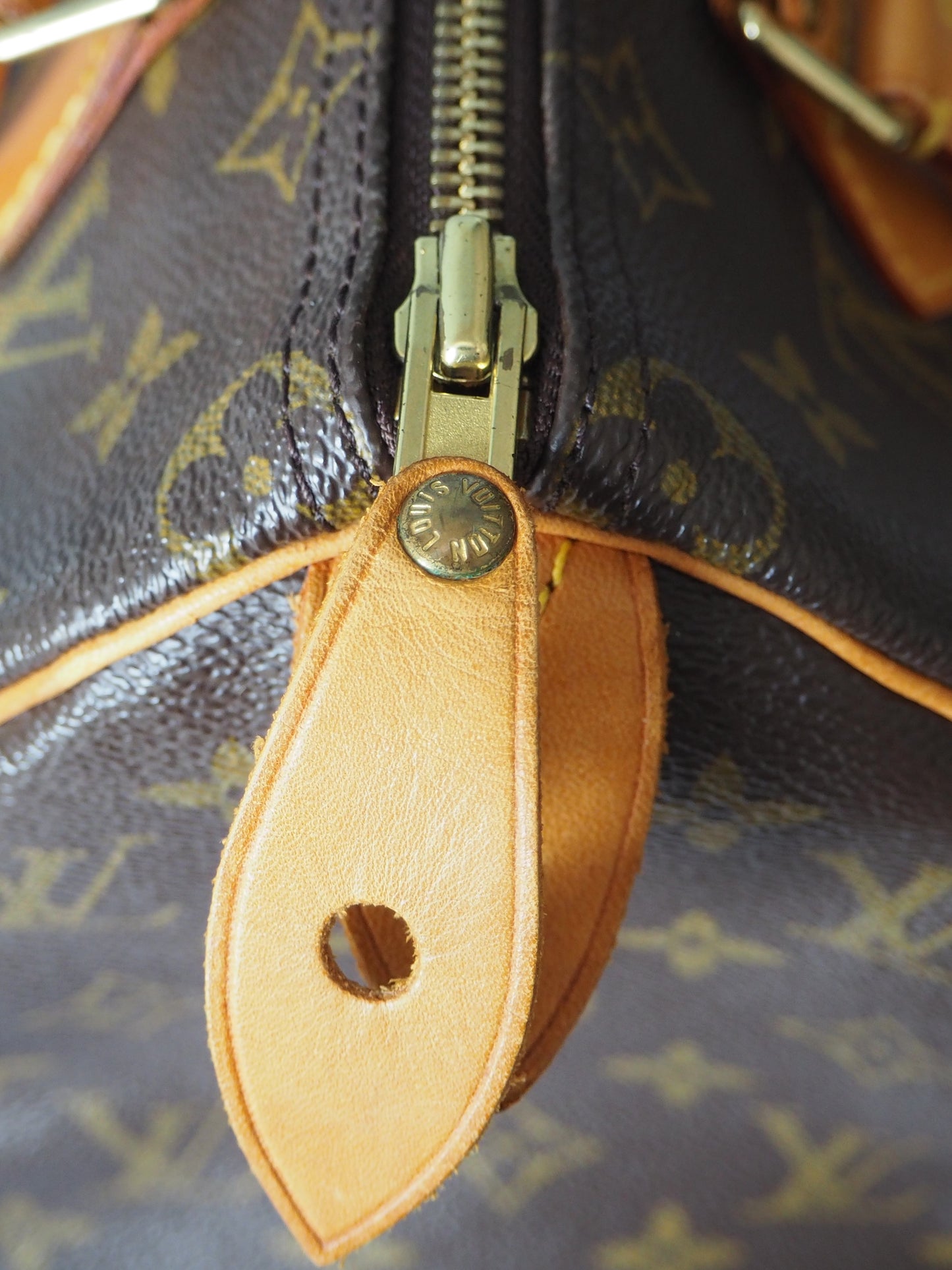 LOUIS VUITTON SPEEDY 25