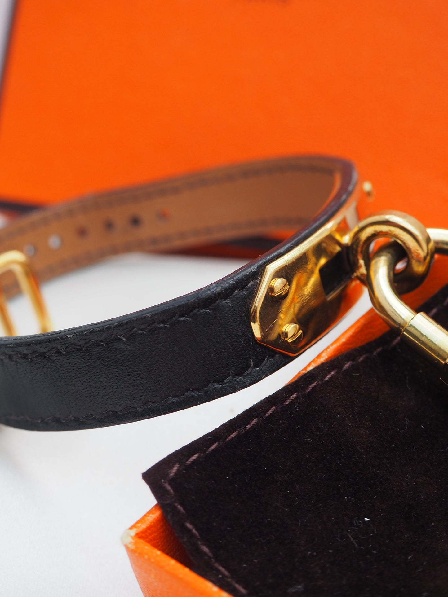 HERMÈS KELLY CADENA WATCH BLACK
