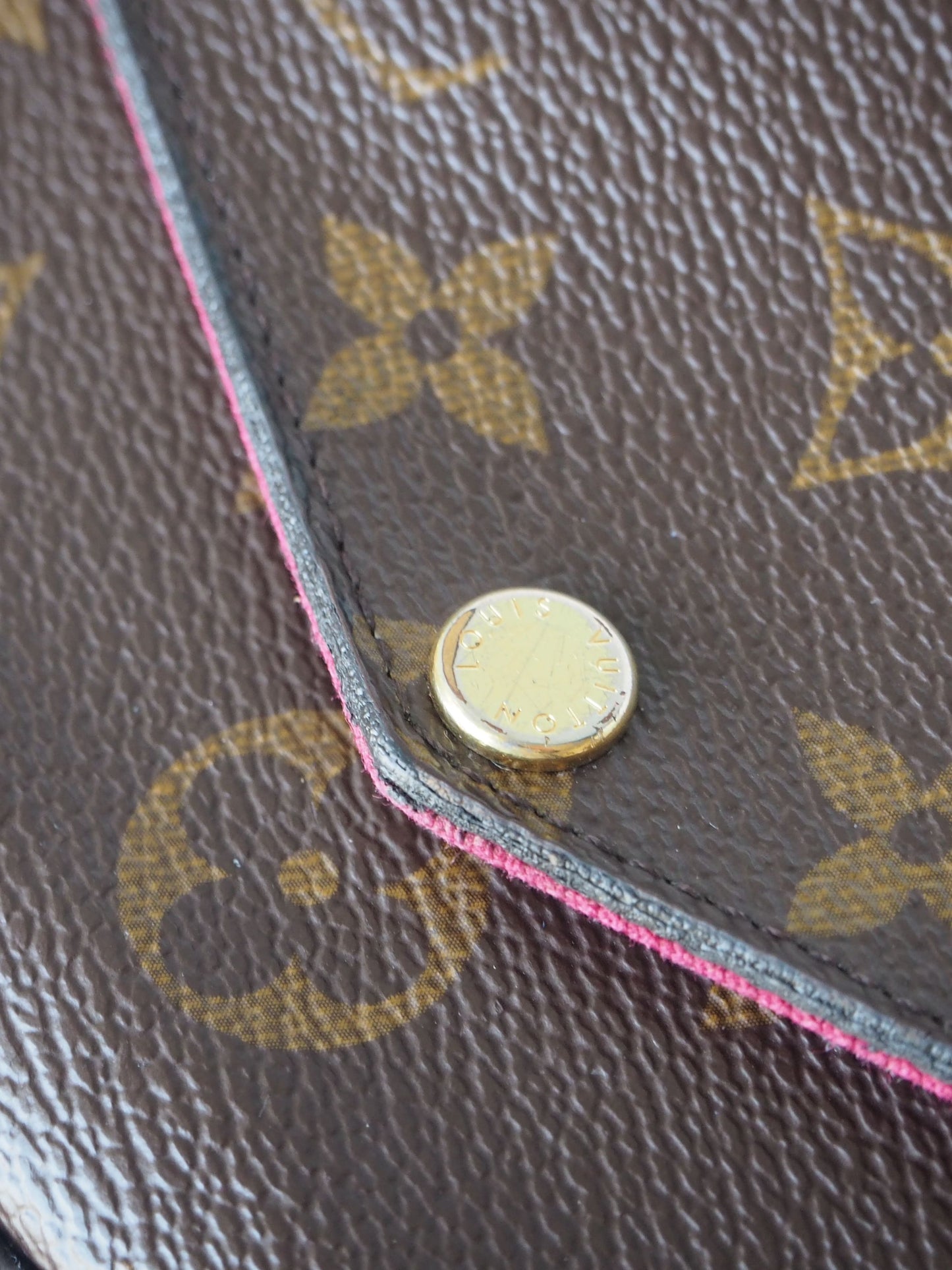 LOUIS VUITTON POCHETTE FÉLICIE MONOGRAM CANVAS