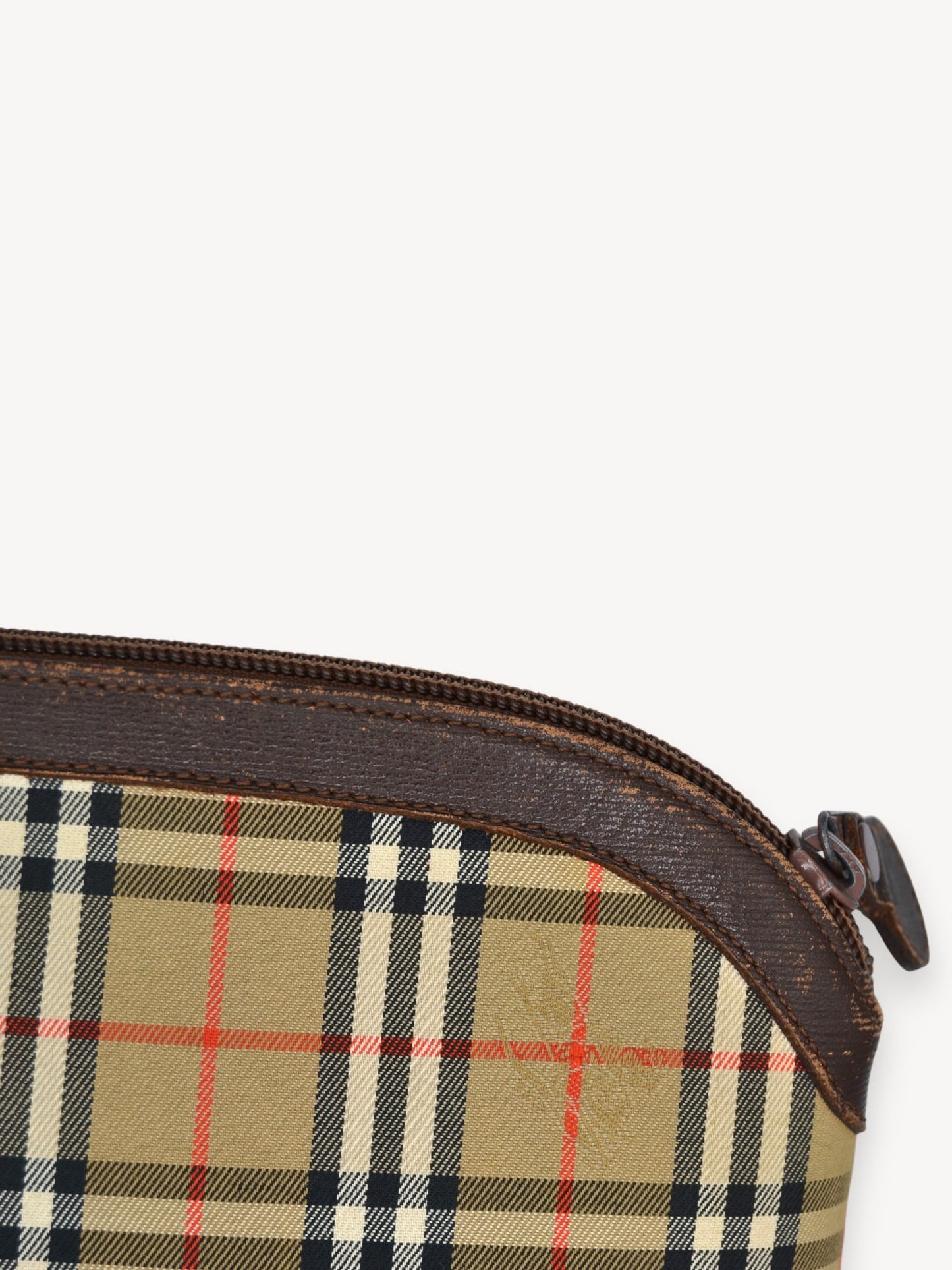 BURBERRY CLASSIC CHECK TOILETRY POUCH
