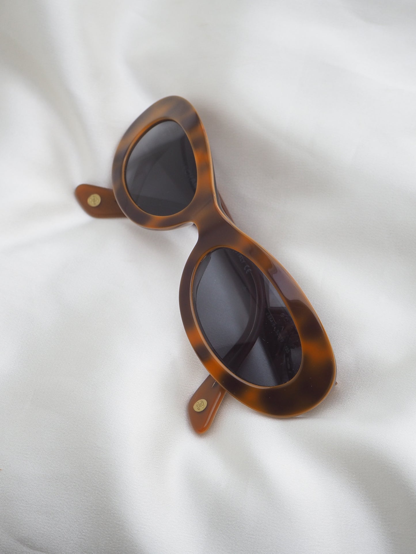 CHANEL 5007 OVAL SUNGLASSES