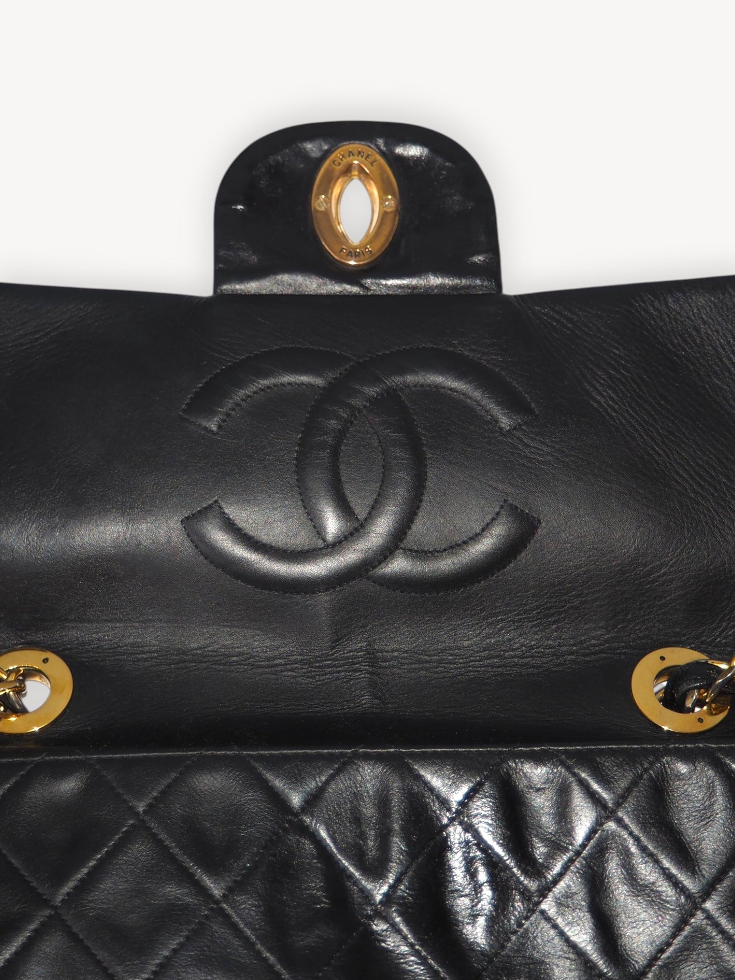 CHANEL CLASSIC JUMBO MAXI BAG