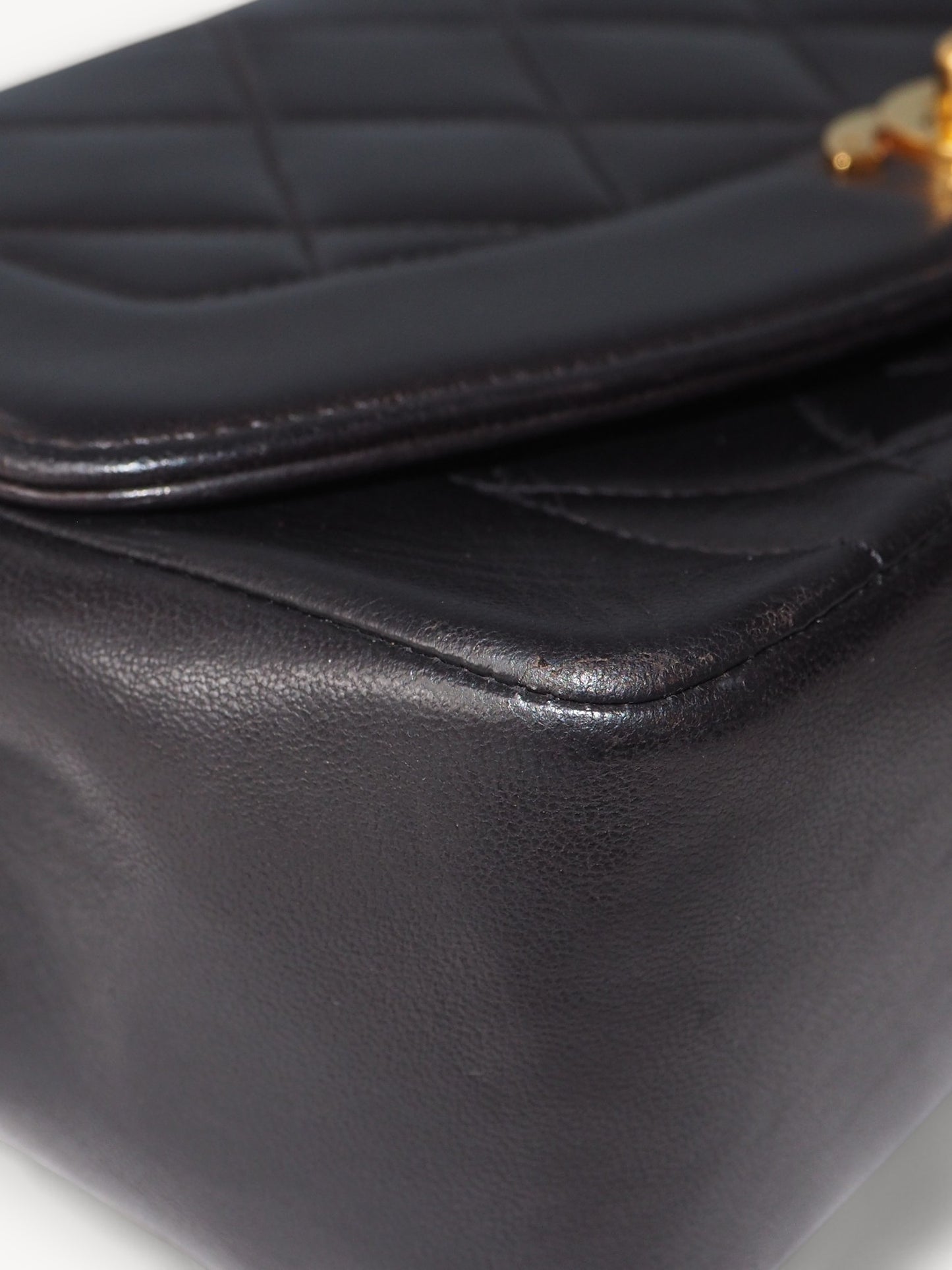 CHANEL DIANA SMALL SHOULDER BAG