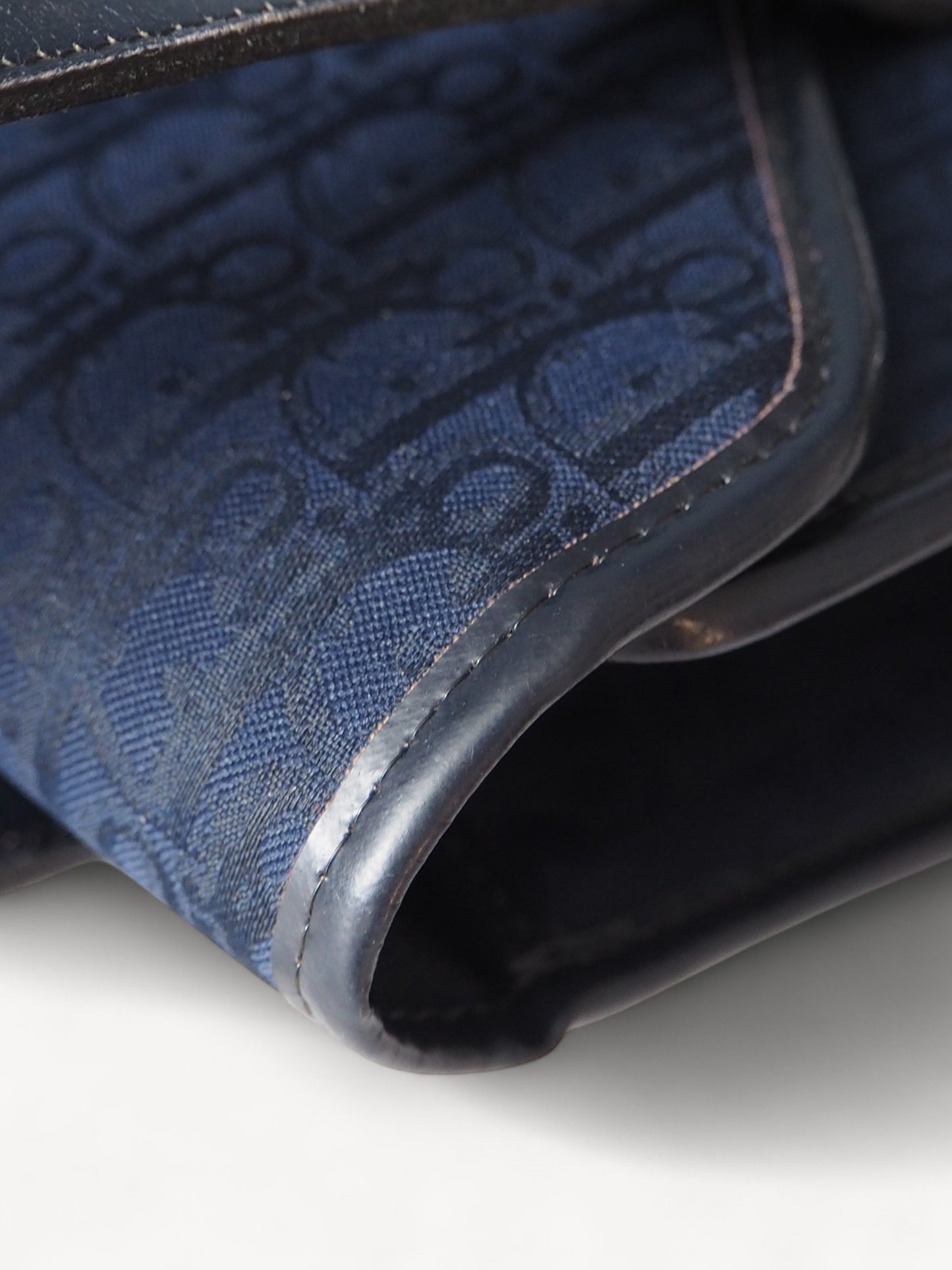 CHRISTIAN DIOR SHOULDER BAG