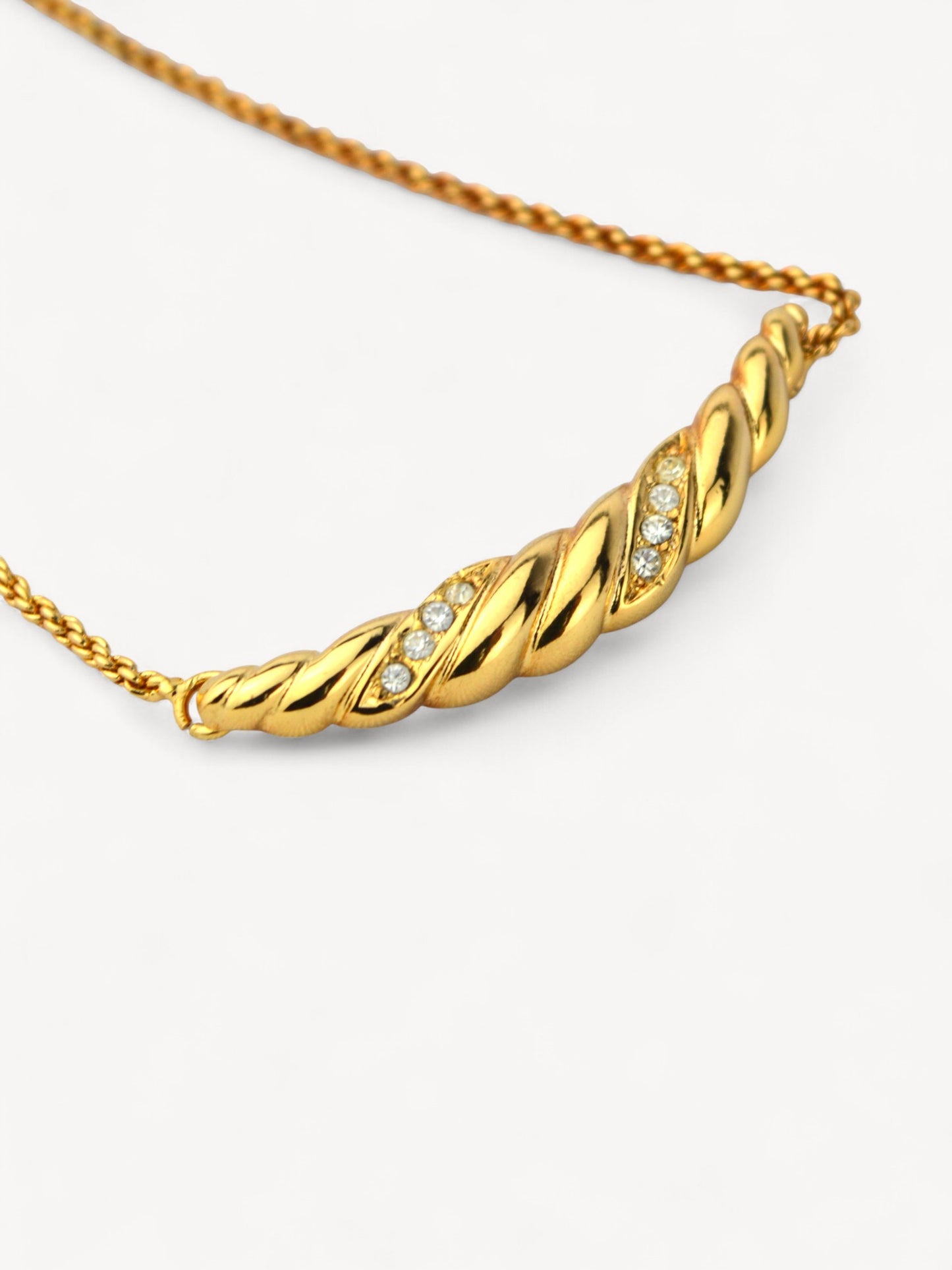 CHISTIAN DIOR NECKLACE