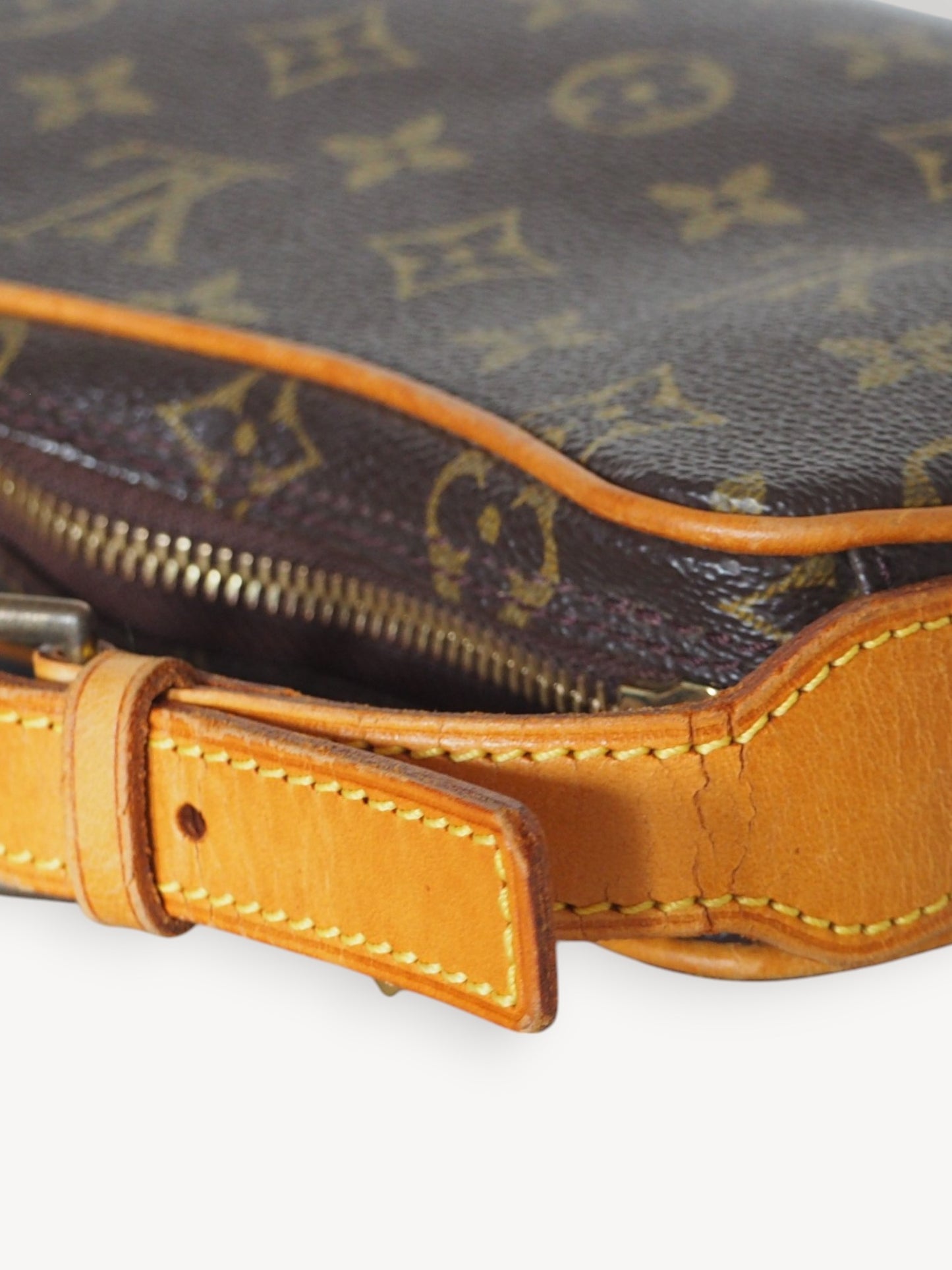 LOUIS VUITTON CROISSANT PM SHOULDER BAG