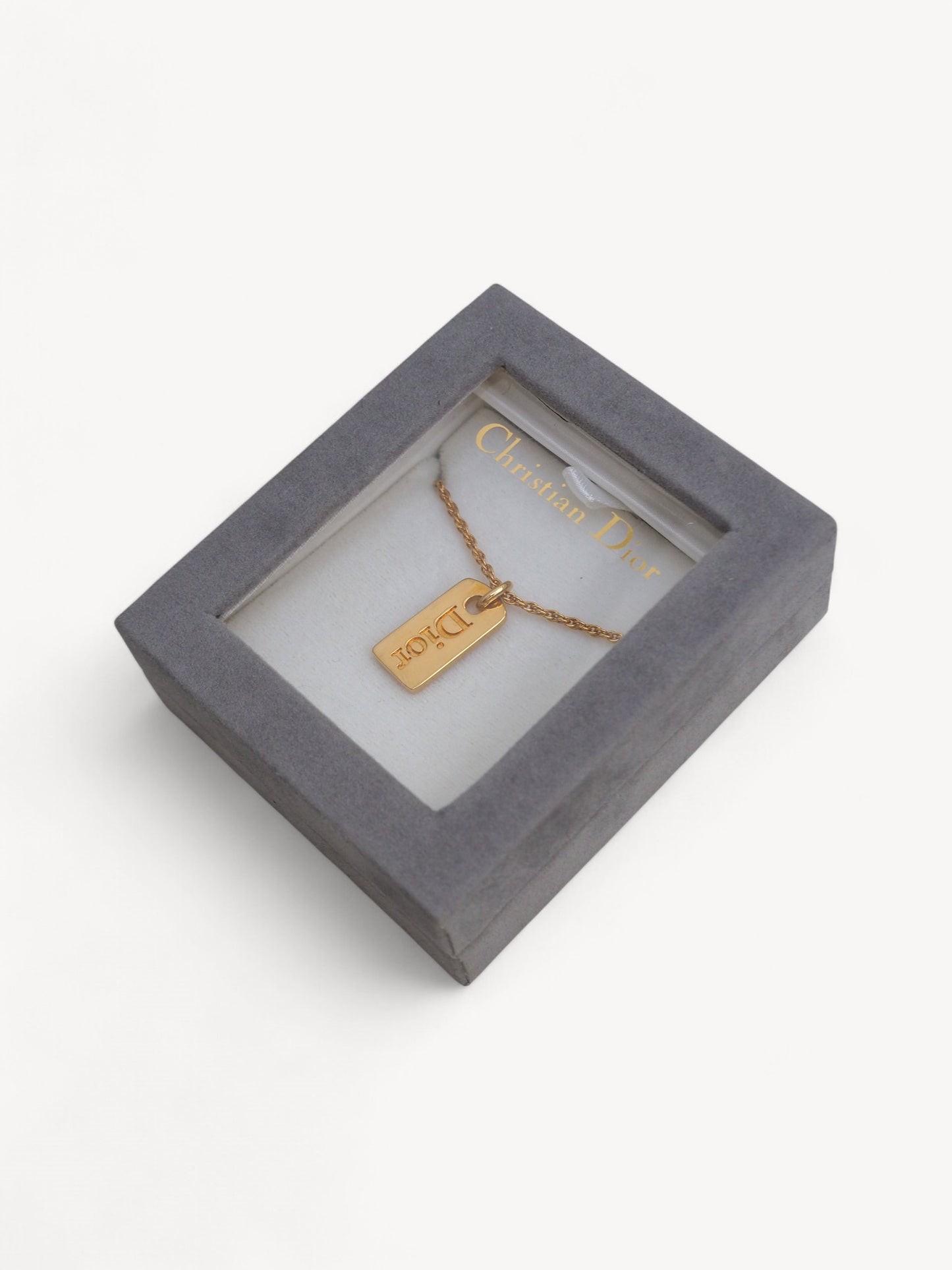 CHISTIAN DIOR NECKLACE