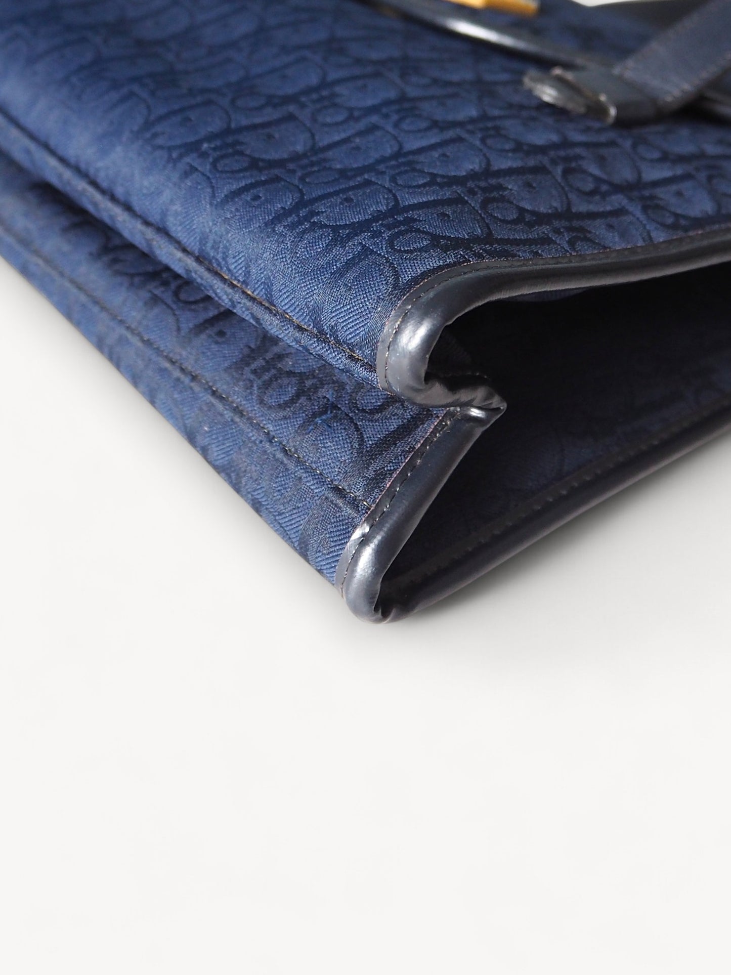 CHRISTIAN DIOR SHOULDER BAG