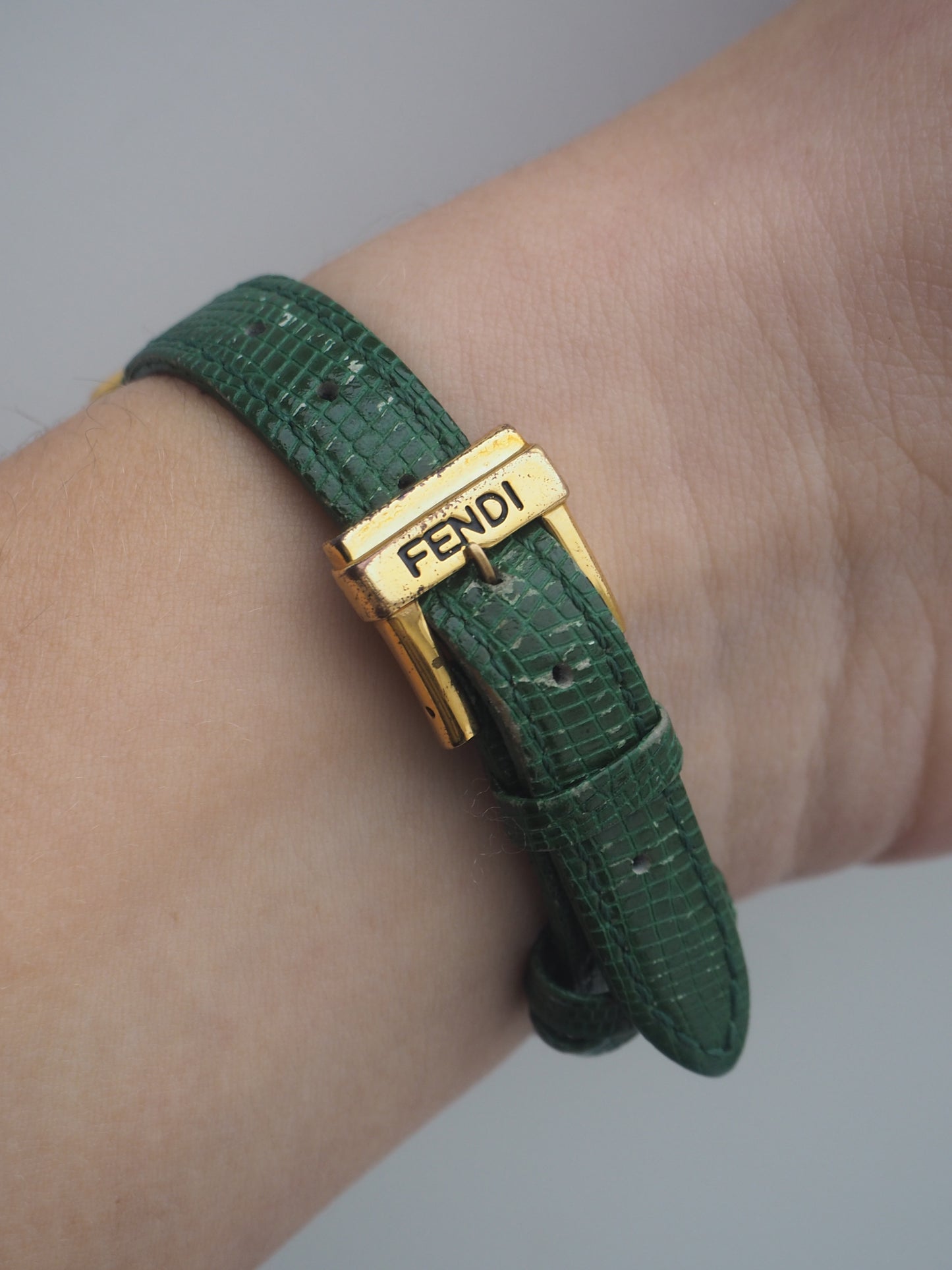 FENDI 640L INTERCHANGEABLE WRISTBAND WATCH