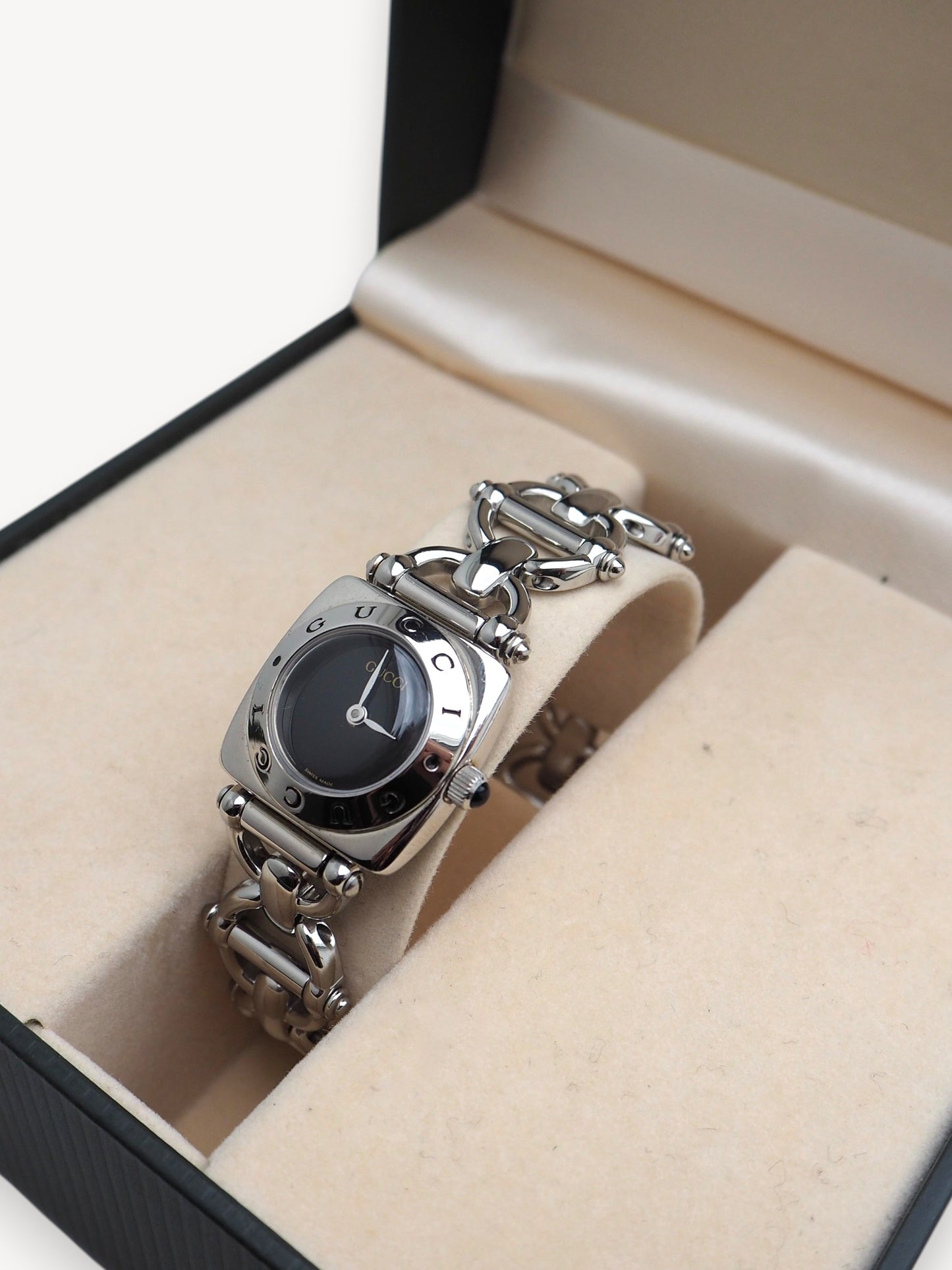 GUCCI 6400L WATCH SILVER