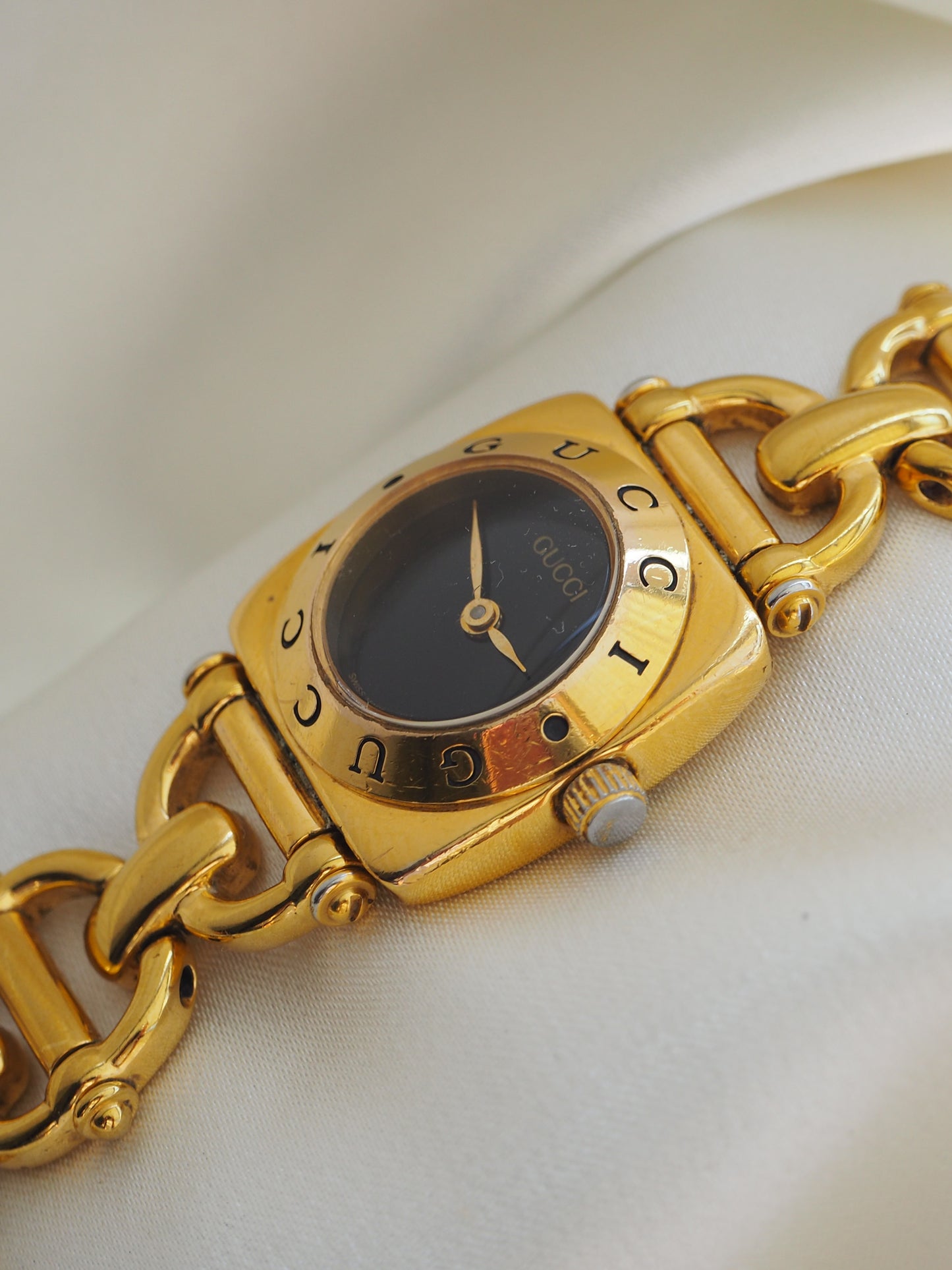 GUCCI 6400L WATCH
