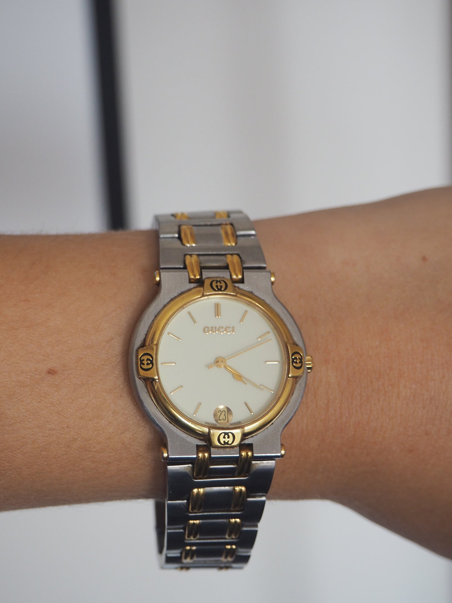 GUCCI TWO-TONE 9000M WATCH