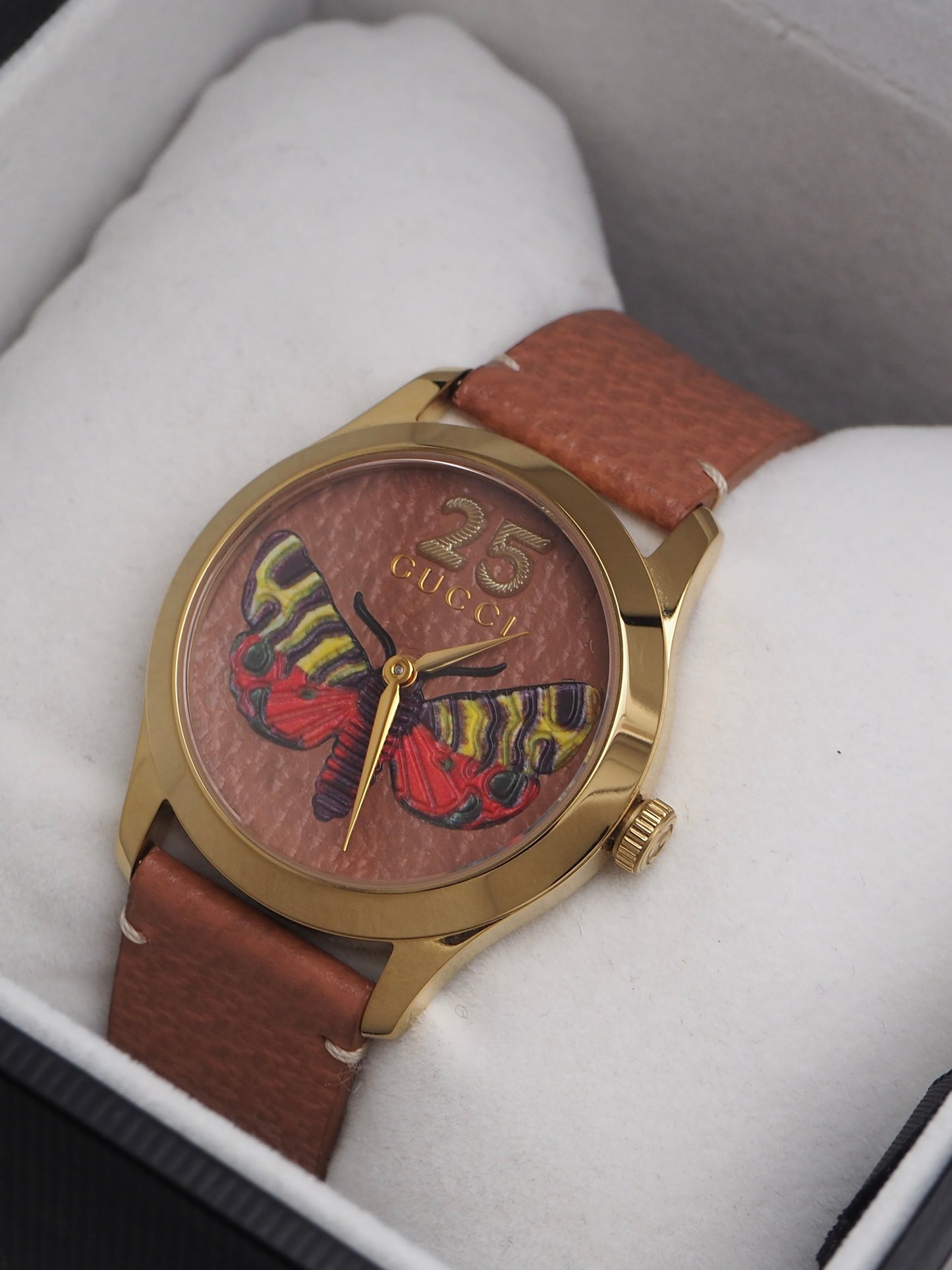 GUCCI 126.4 BUTTERFLY WATCH
