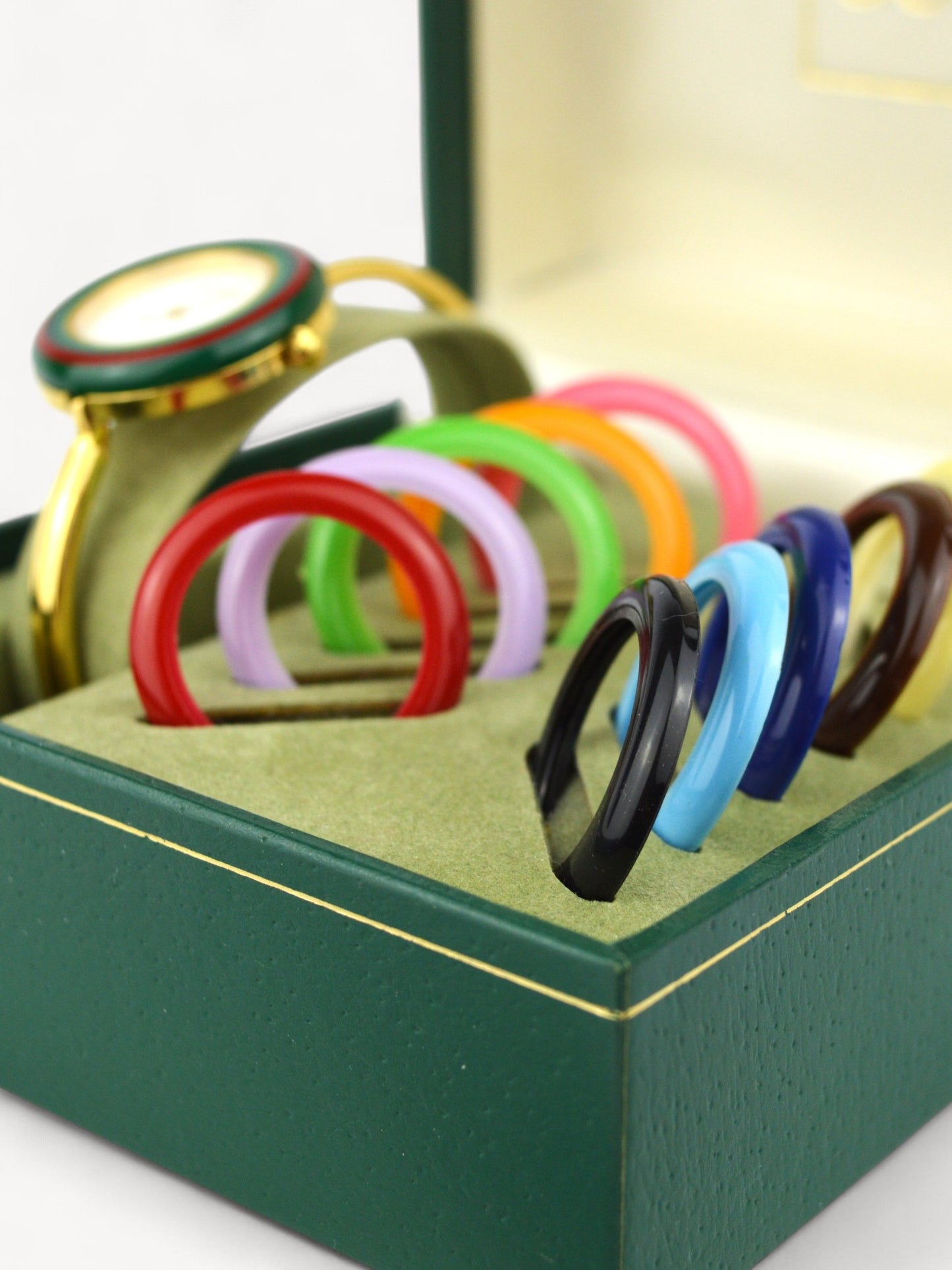 GUCCI INTERCHANGEABLE BEZEL WATCH