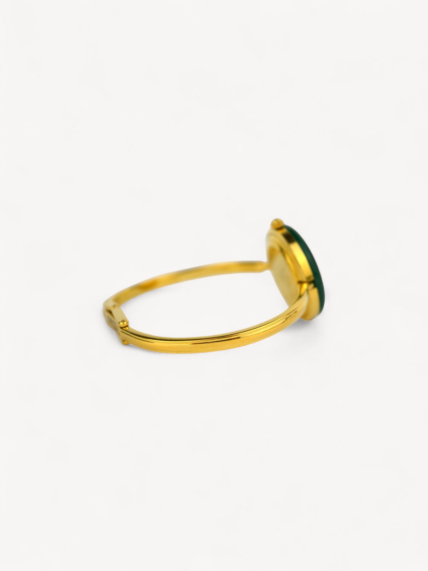 GUCCI INTERCHANGEABLE BEZEL WATCH