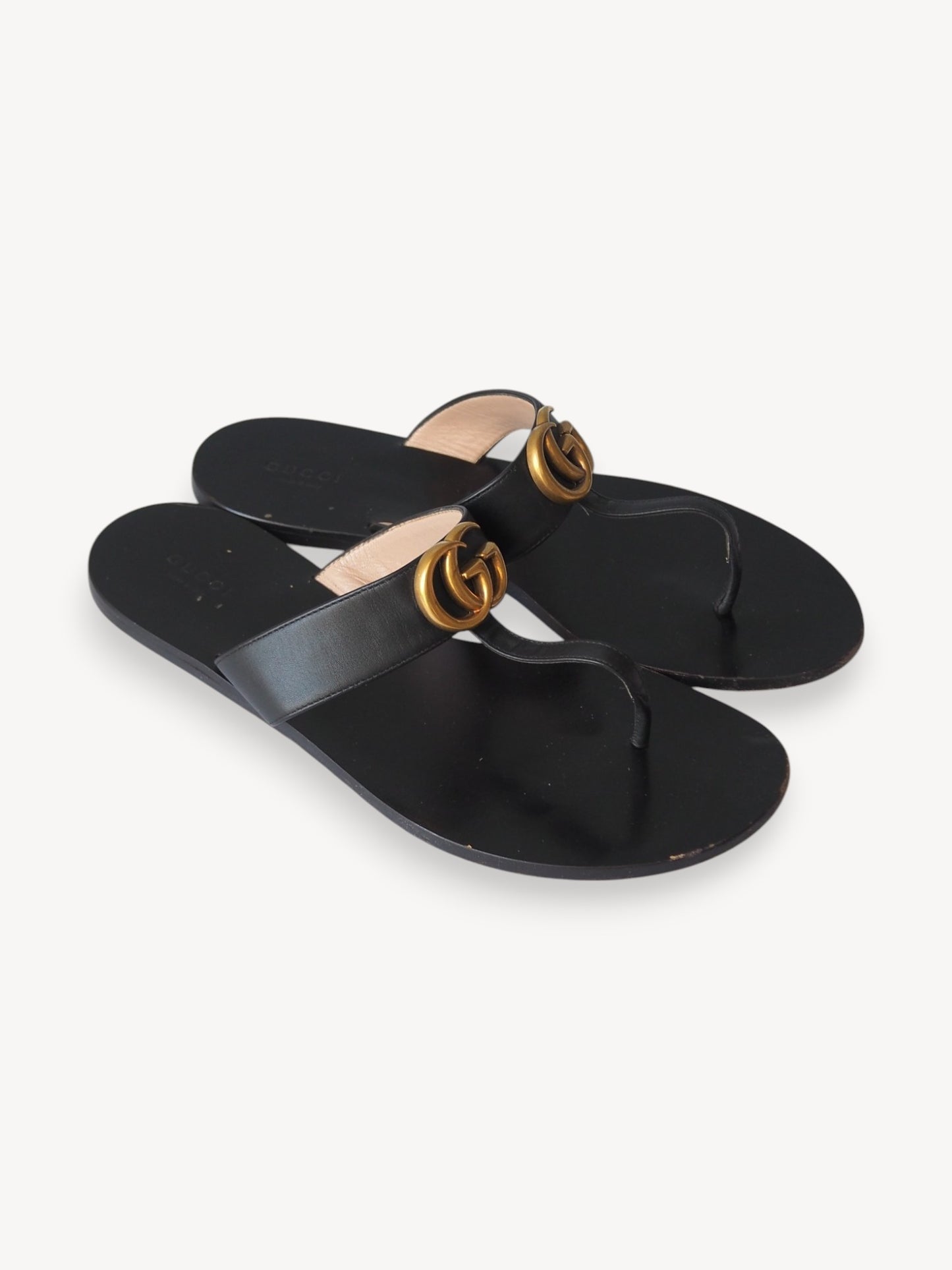 GUCCI MARMONT THONG SANDALS