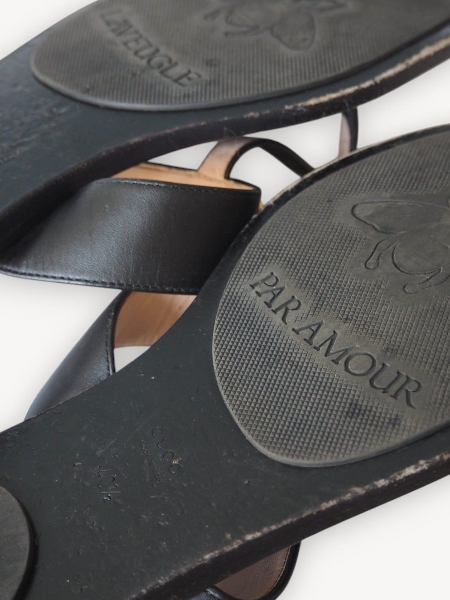 GUCCI MARMONT THONG SANDALS