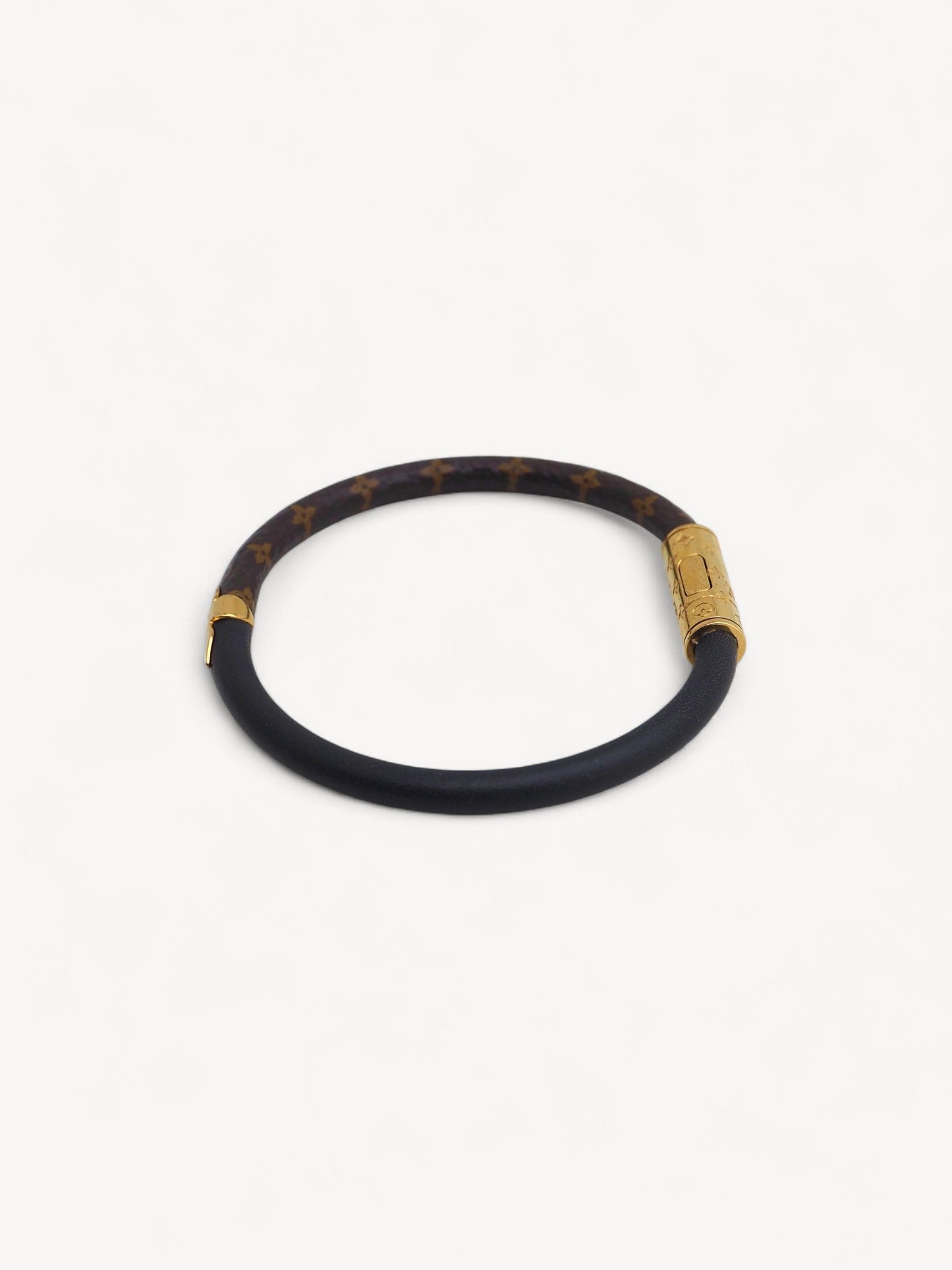 LOUIS VUITTON DAILY CONFIDENTIAL BRACELET 19