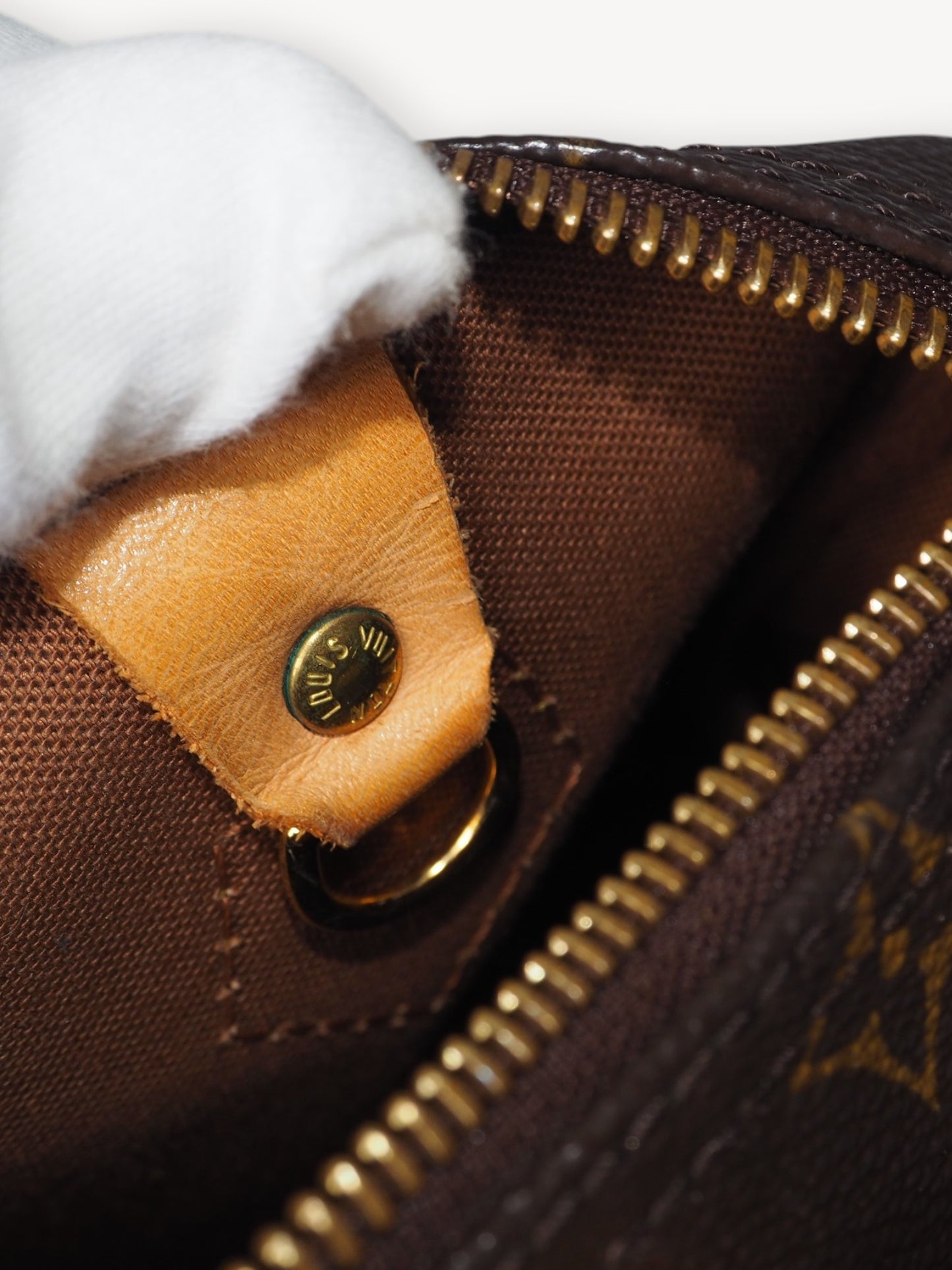 LOUIS VUITTON SPEEDY 25 MONOGRAM