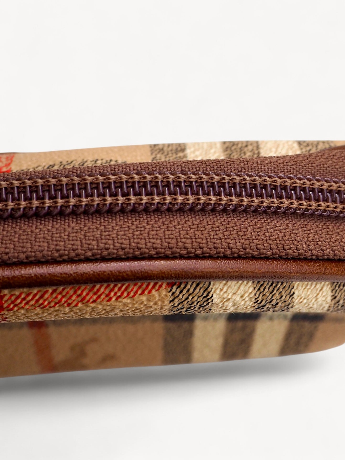 BURBERRY TOILETRY POUCH