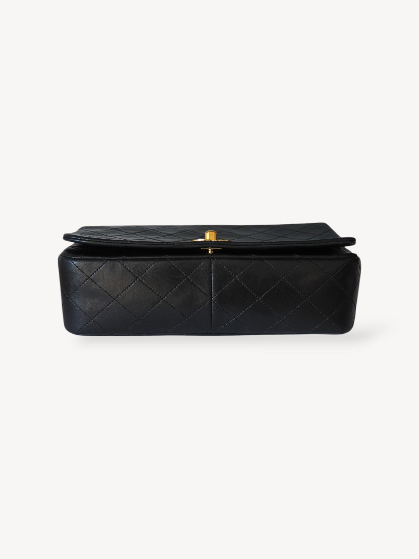 CHANEL CLASSIC SINGLE FULL FLAP BAG