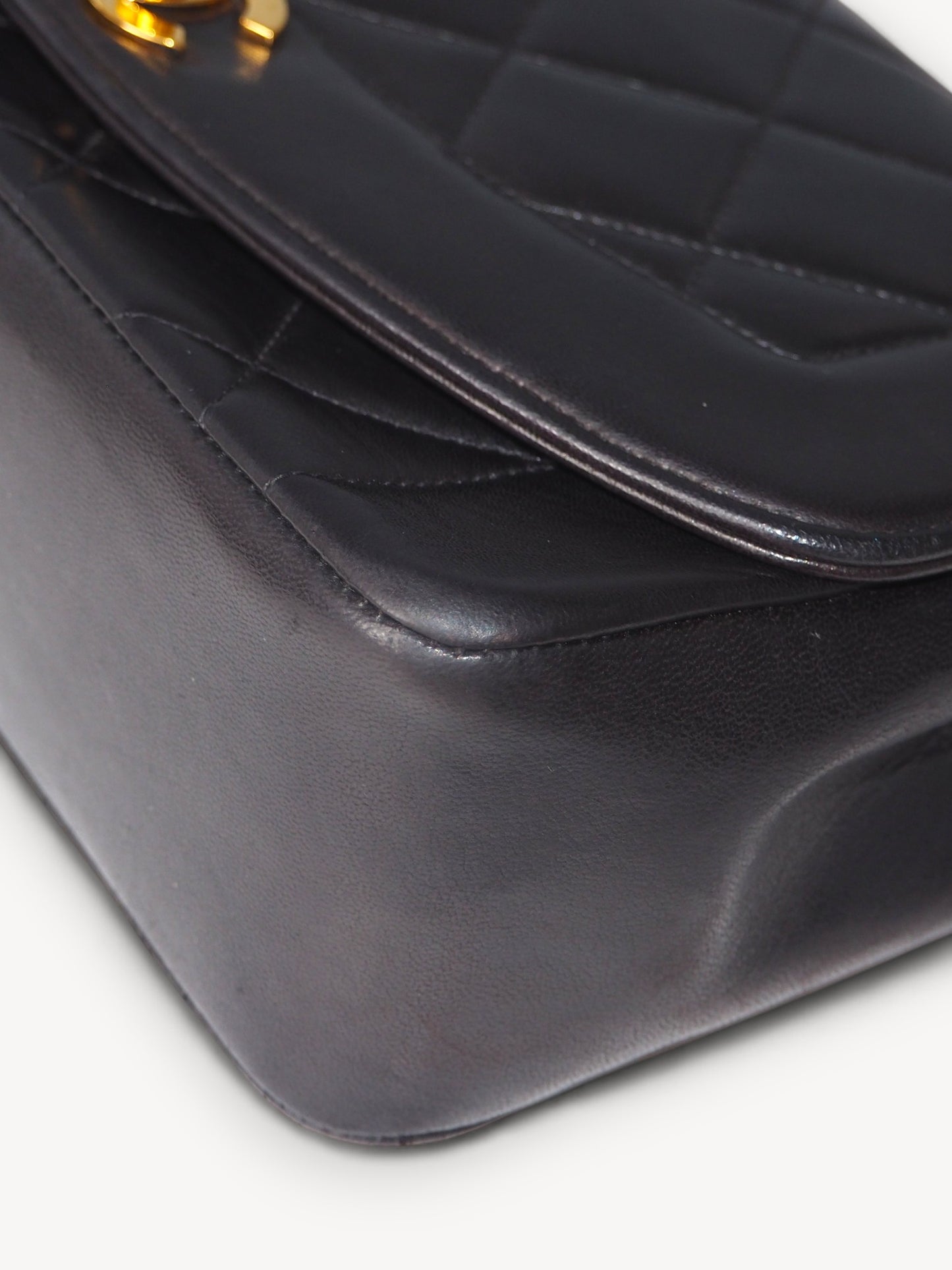 CHANEL DIANA SMALL SHOULDER BAG