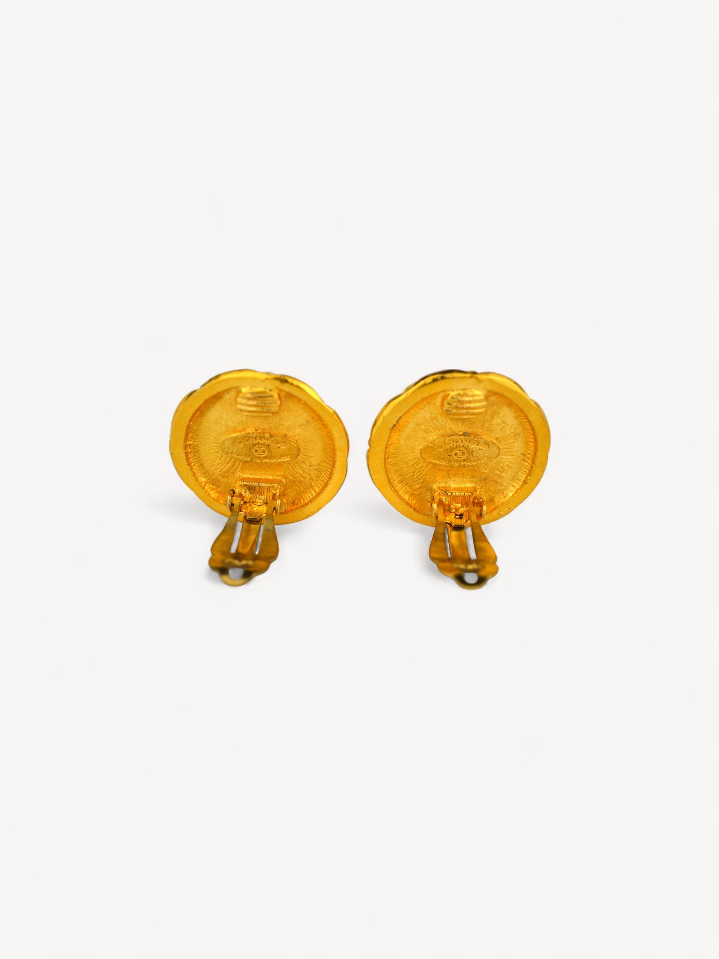 CHANEL CLIP-ON EARRINGS