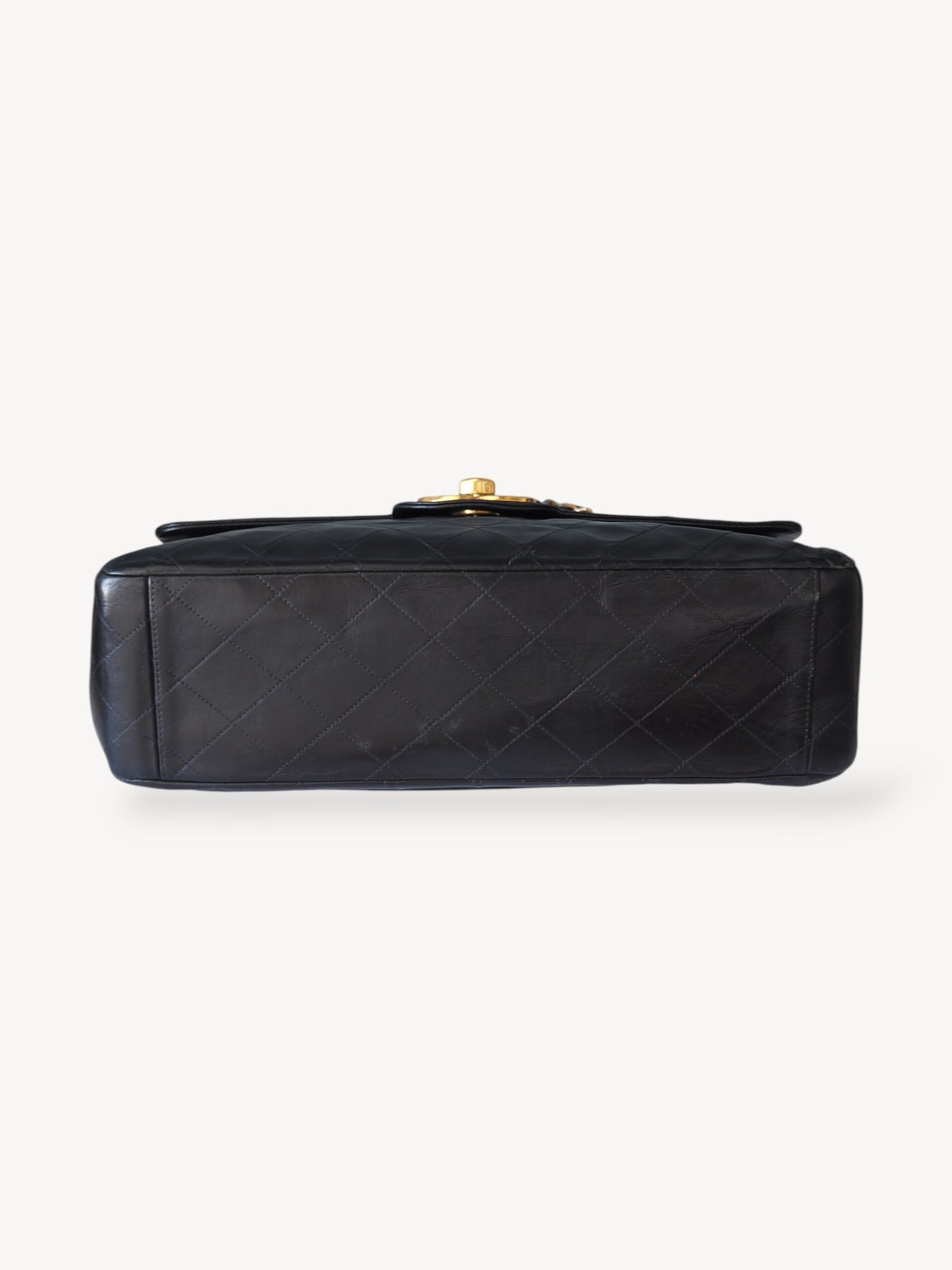 CHANEL CLASSIC JUMBO MAXI BAG