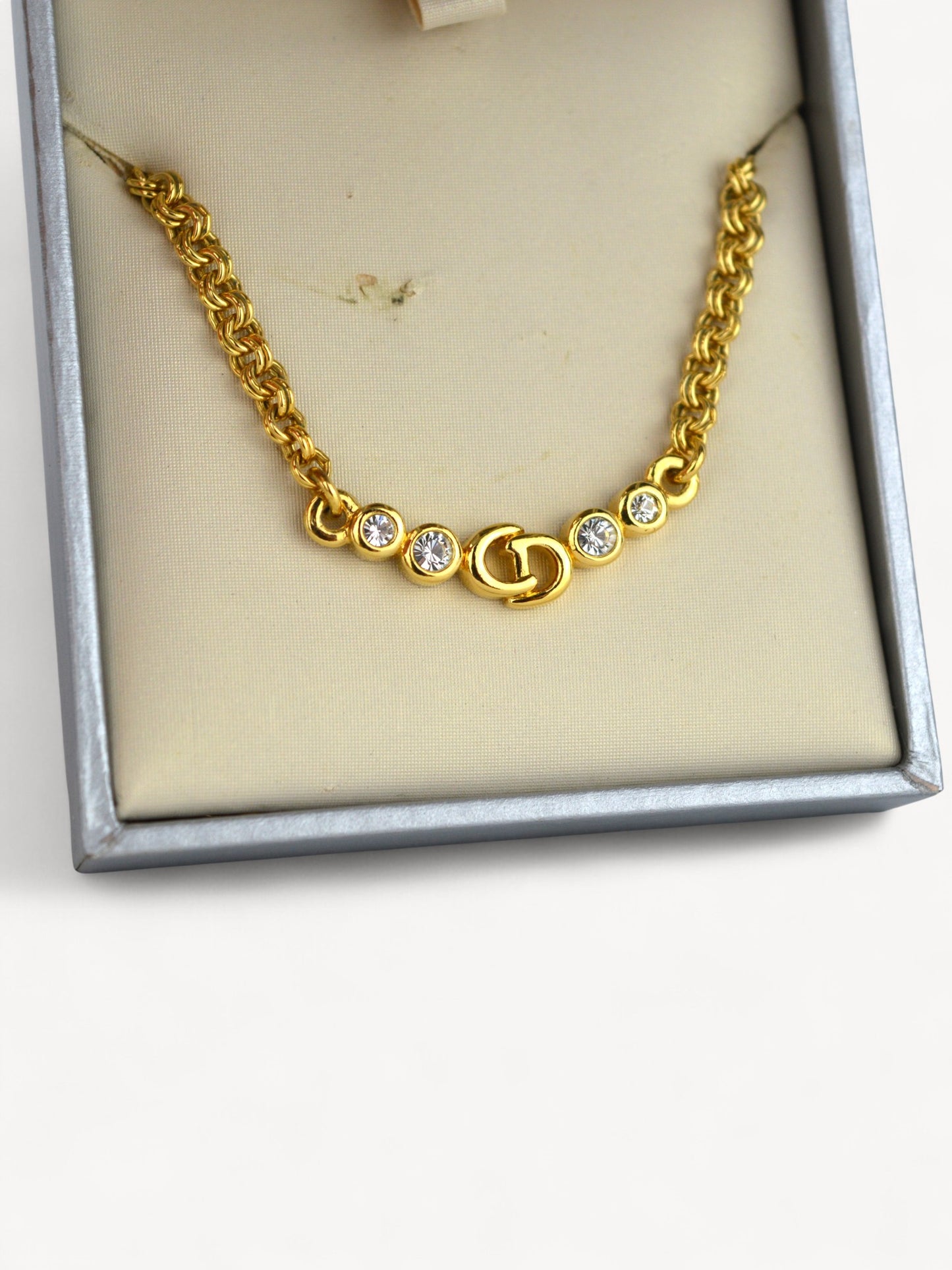 CHISTIAN DIOR NECKLACE