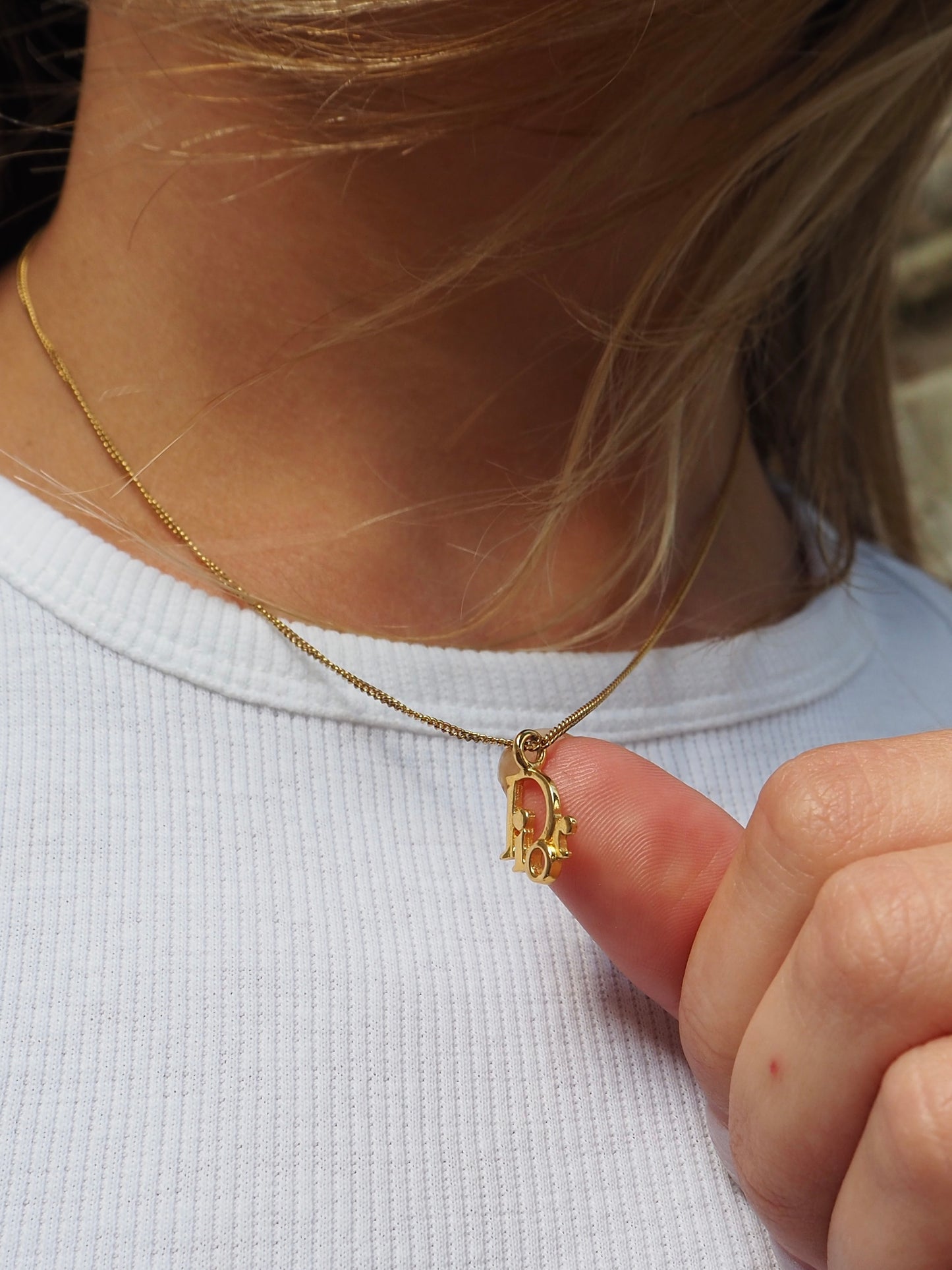 CHRISTIAN DIOR NECKLACE