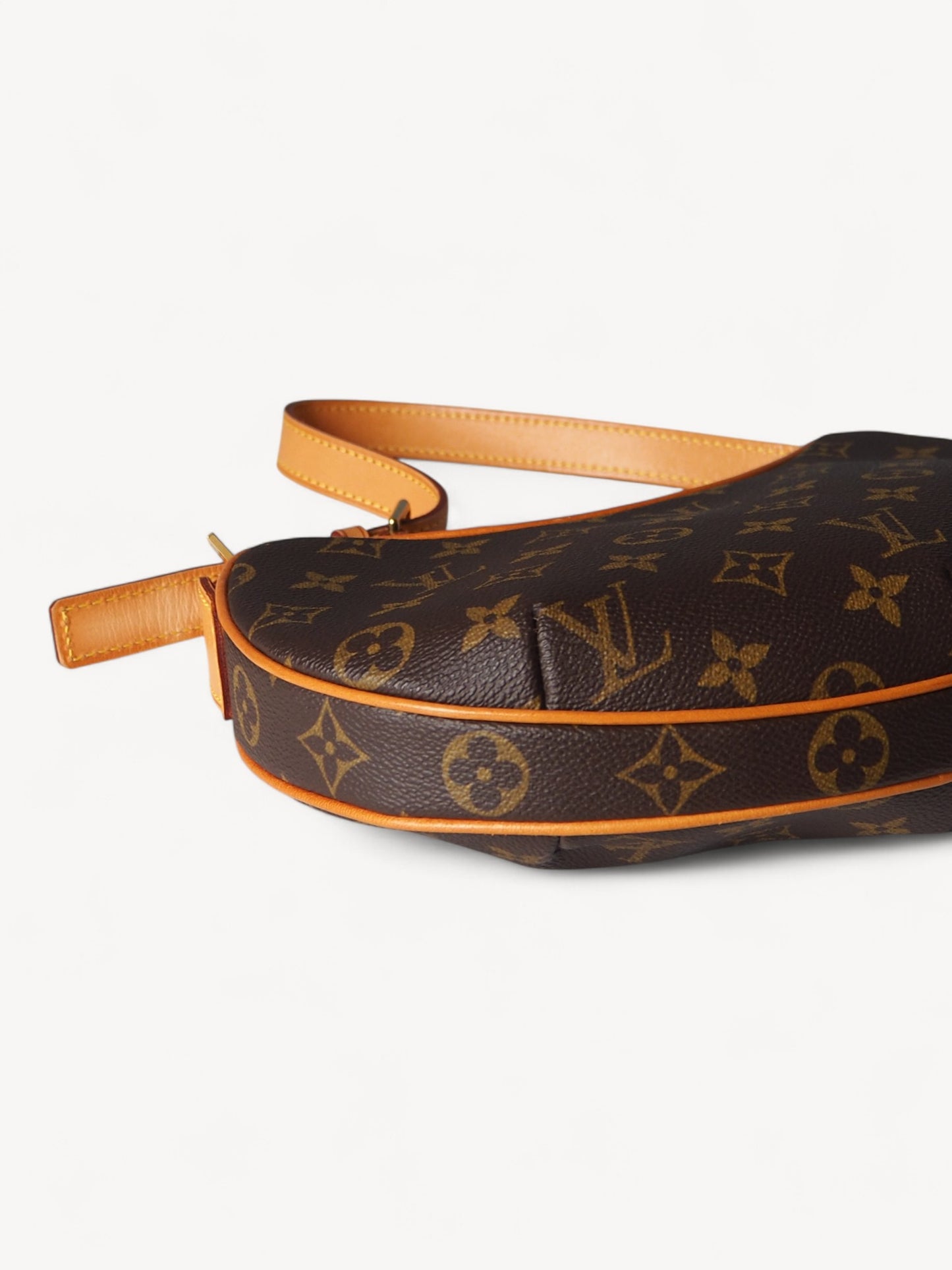 LOUIS VUITTON CROISSANT PM