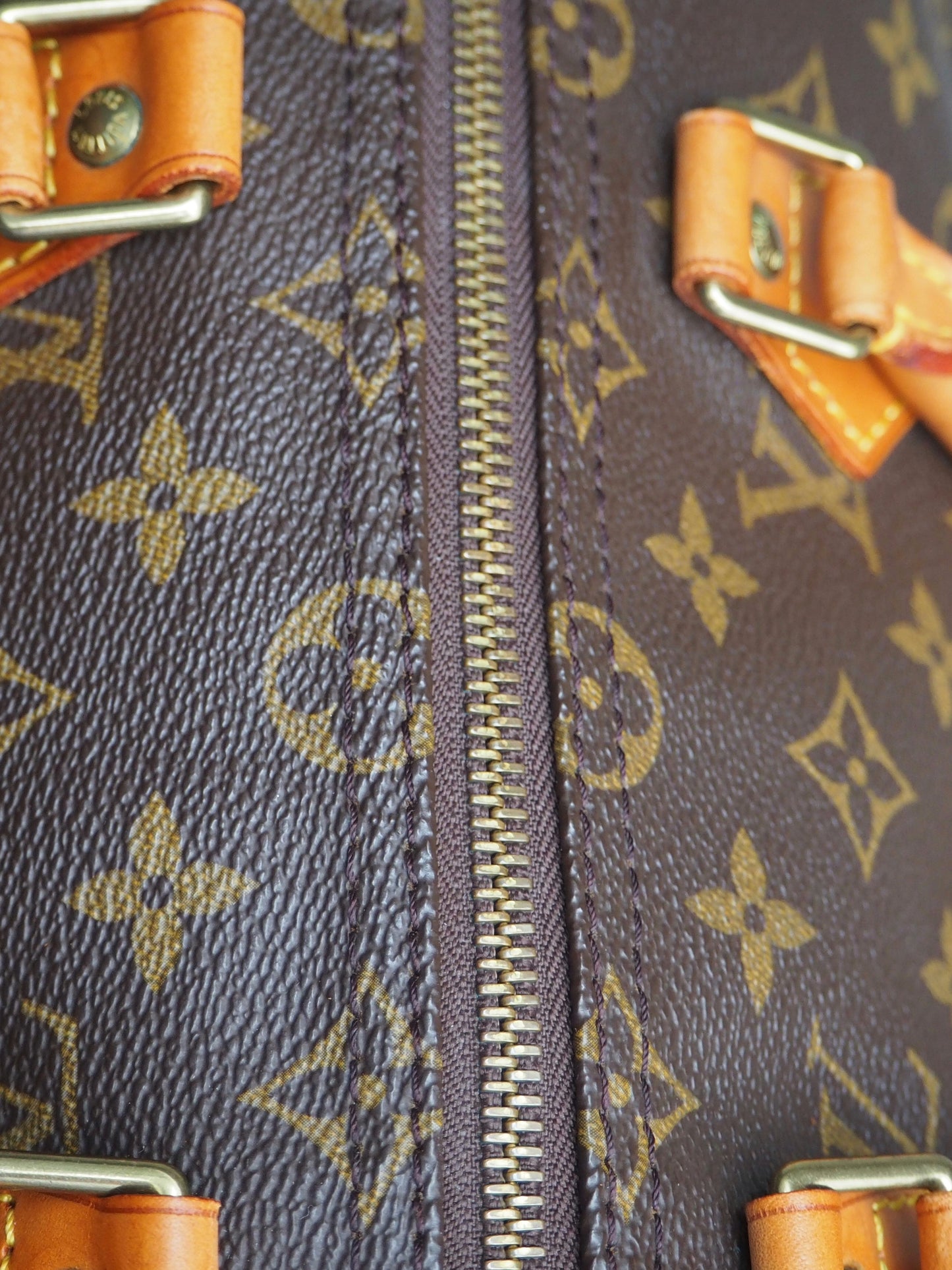 LOUIS VUITTON SPEEDY 35