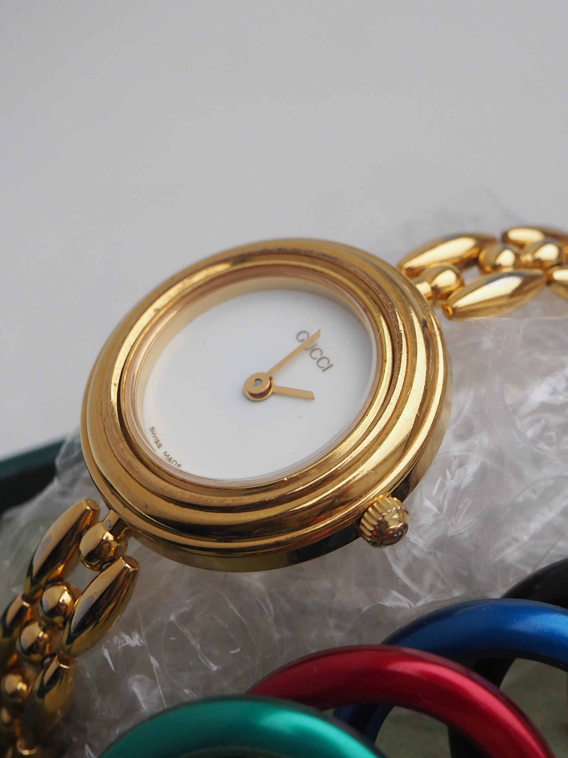 ohjvxlさん専用 GUCCI archive オーバル y2k ヴィンテージ GUCCI / Gucci / Vintage Watch / 1500L / Black Dial / Bangle Watch