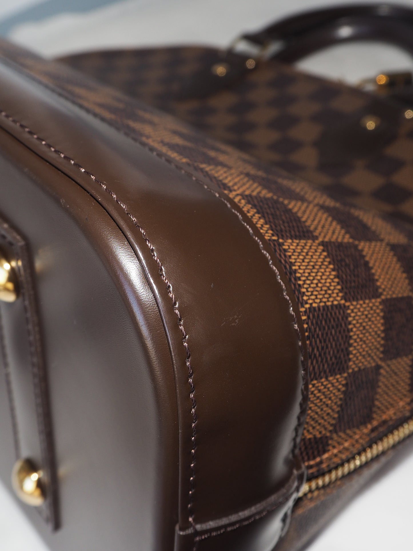 LOUIS VUITTON ALMA MM