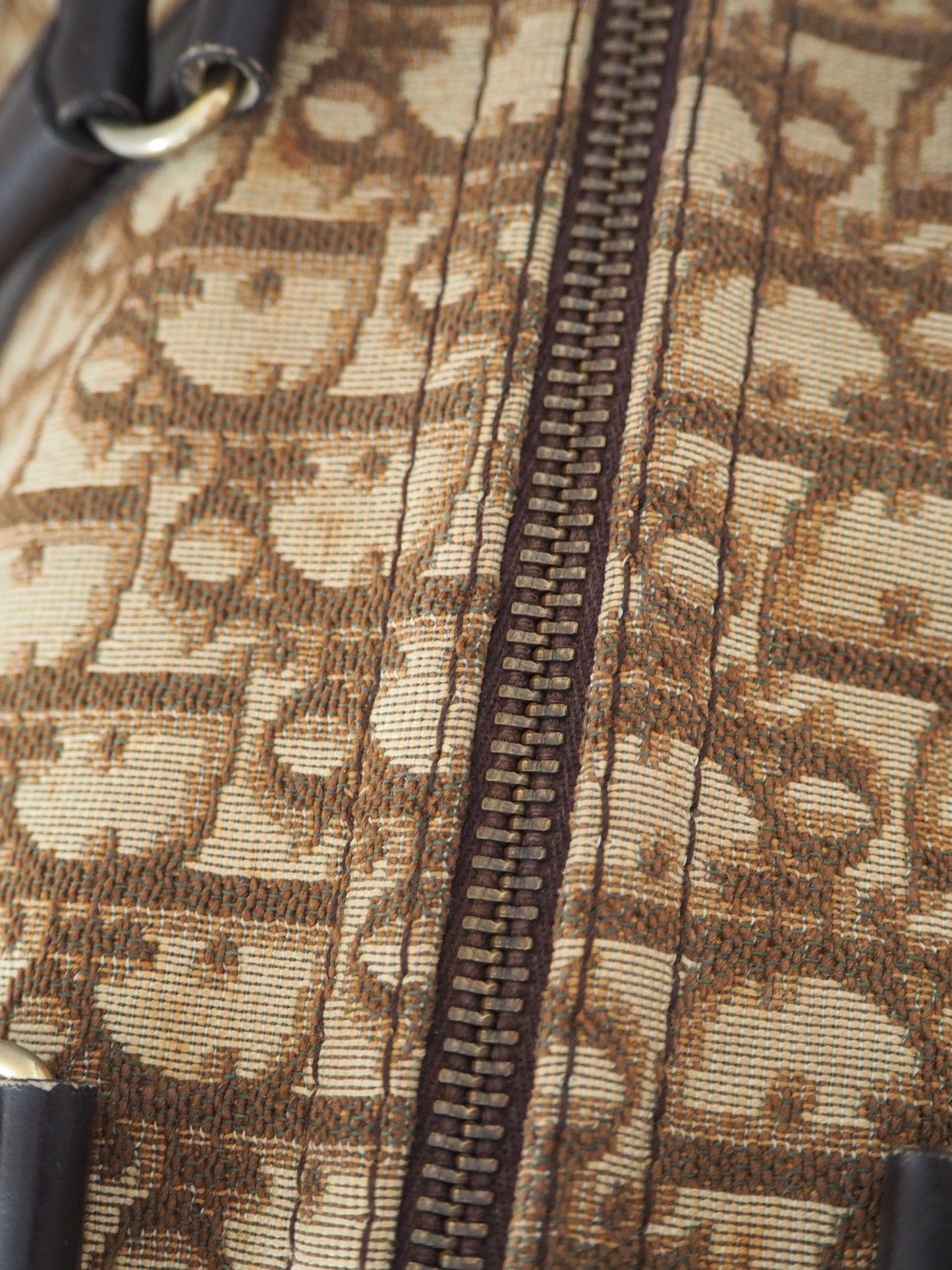 CHRISTIAN DIOR BOSTON 30