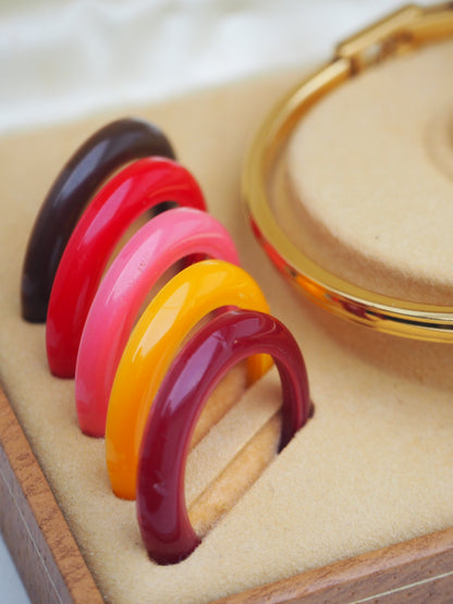 GUCCI INTERCHANGEABLE BEZEL WATCH