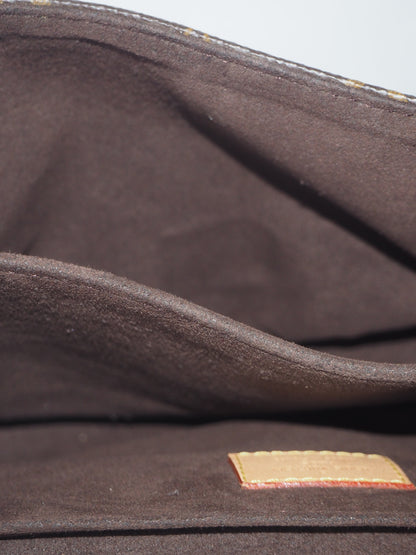 LOUIS VUITTON POCHETTE MÉTIS