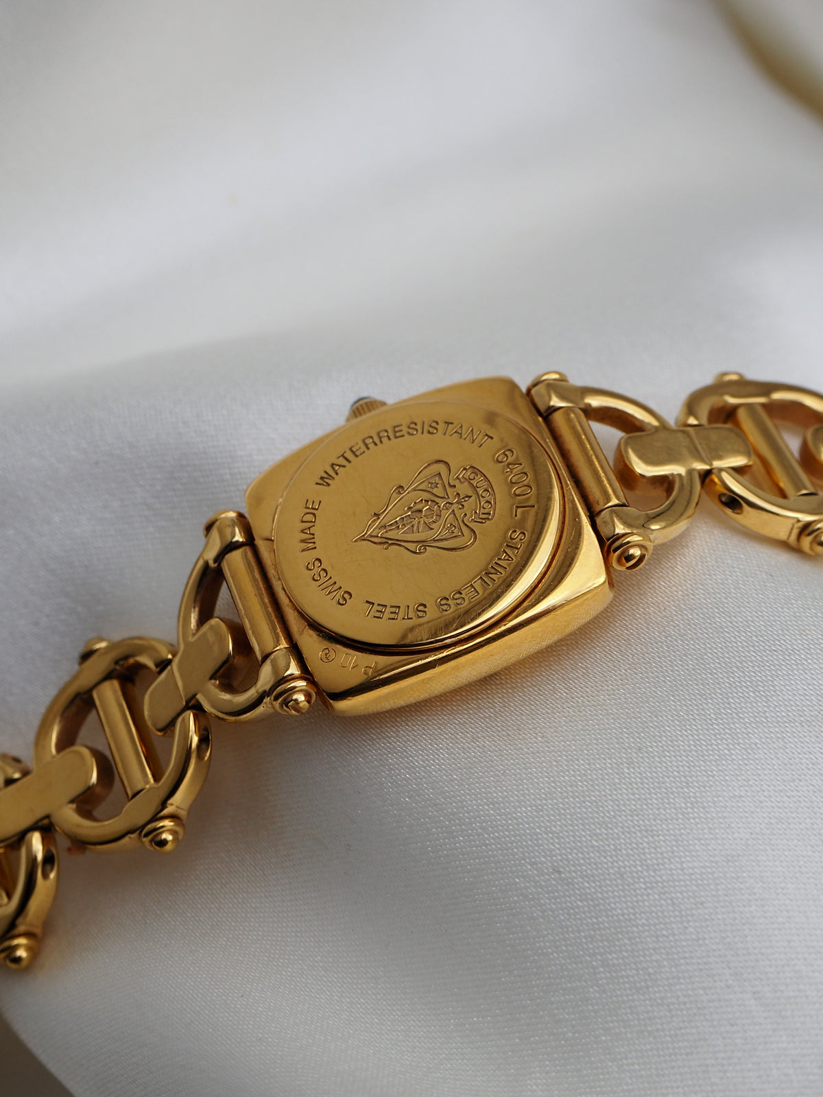 GUCCI 6400L WATCH