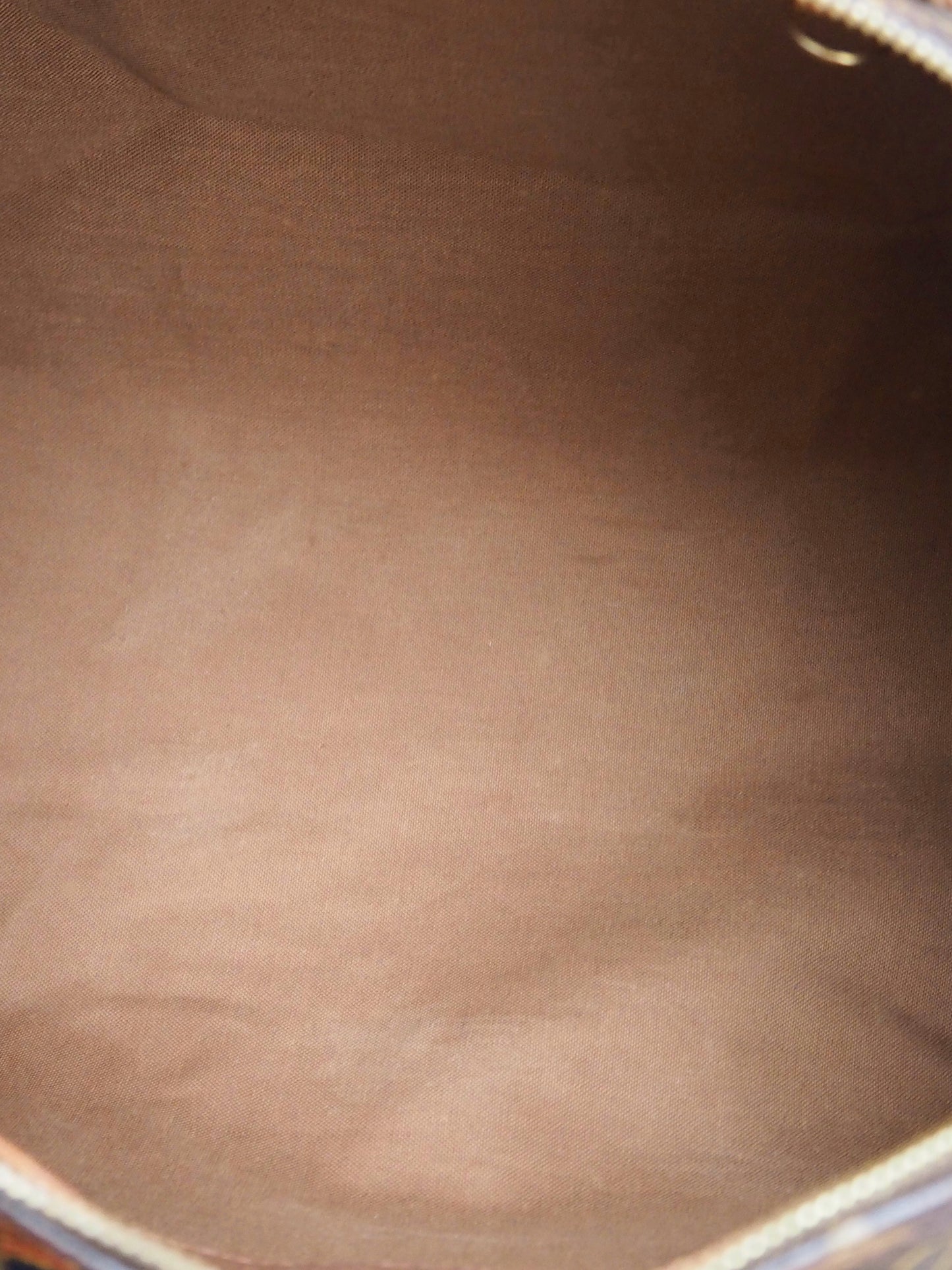 LOUIS VUITTON SPEEDY 40