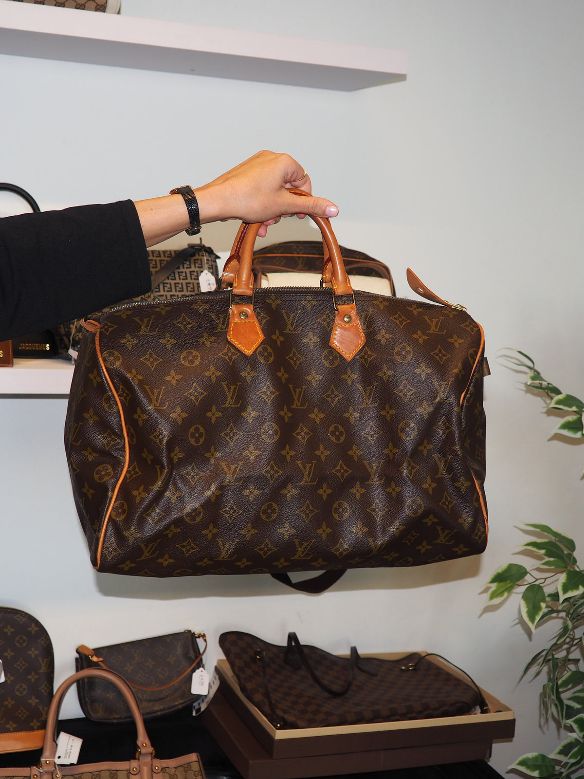 LOUIS VUITTON SPEEDY 40