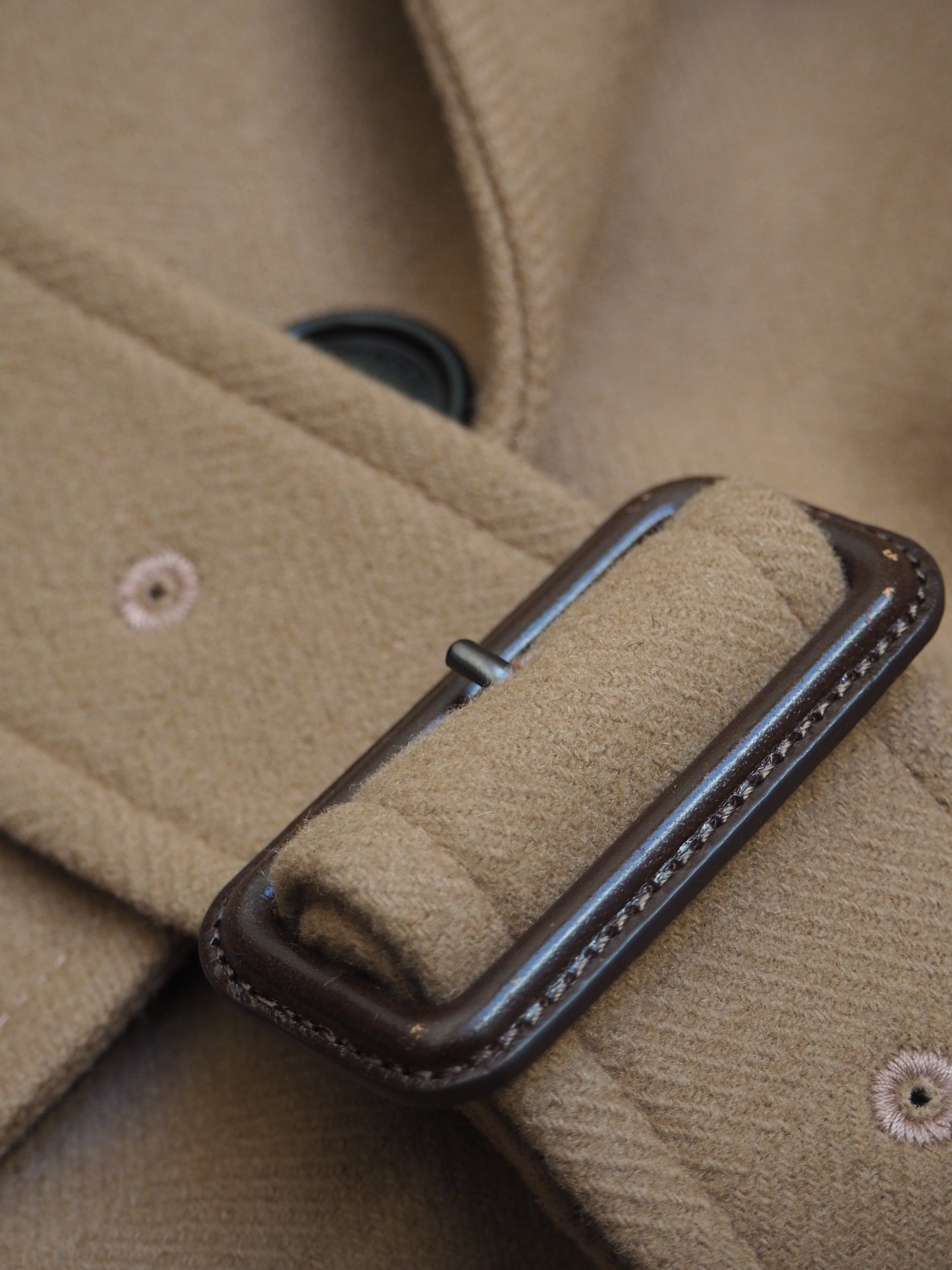 BURBERRY CRANSTON TRENCH COAT - M