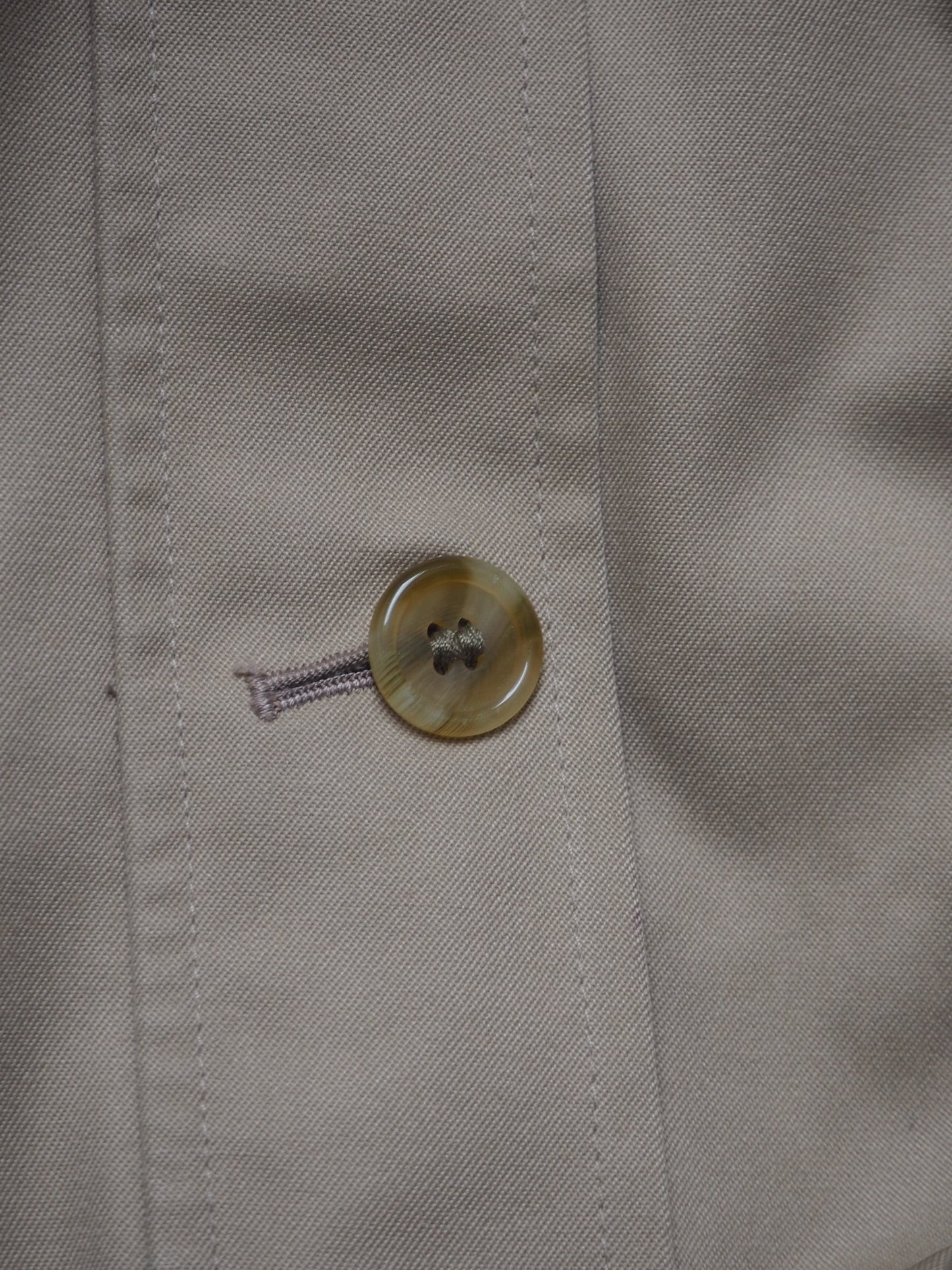 BURBERRY TRENCH COAT - L/XL