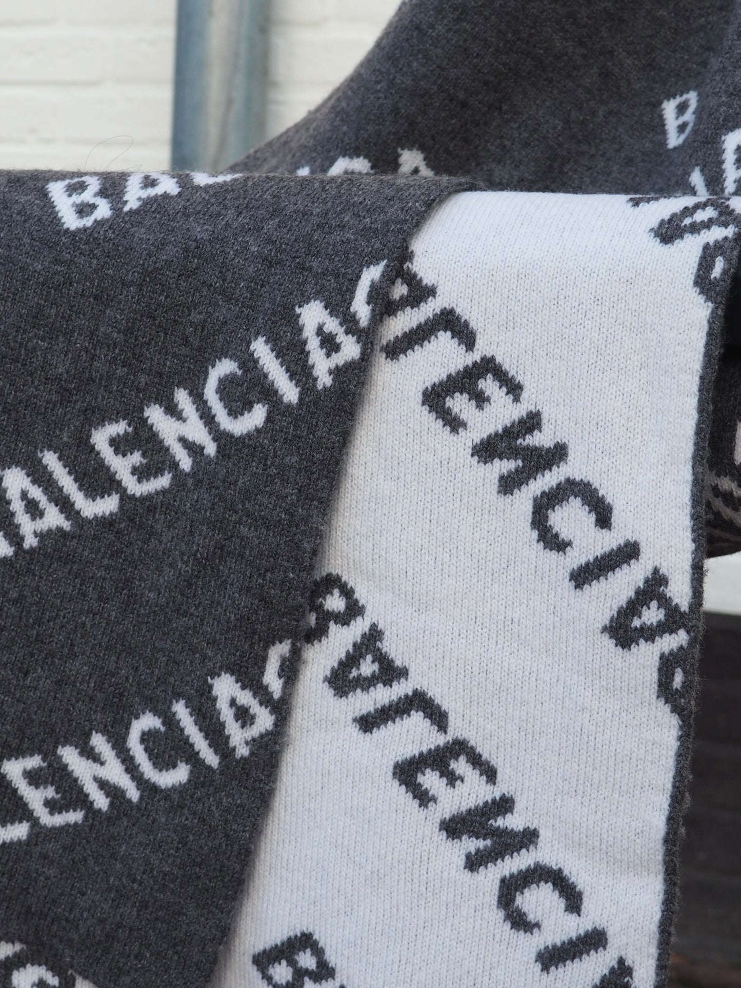 BALENCIAGA SCARF