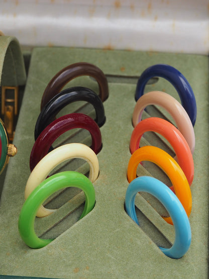 GUCCI INTERCHANGEABLE BEZEL WATCH