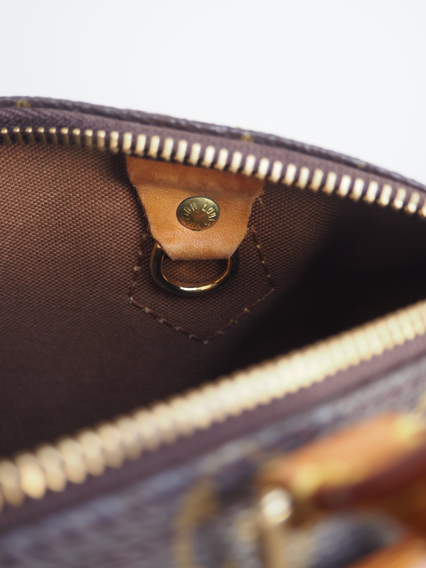 LOUIS VUITTON SPEEDY 25