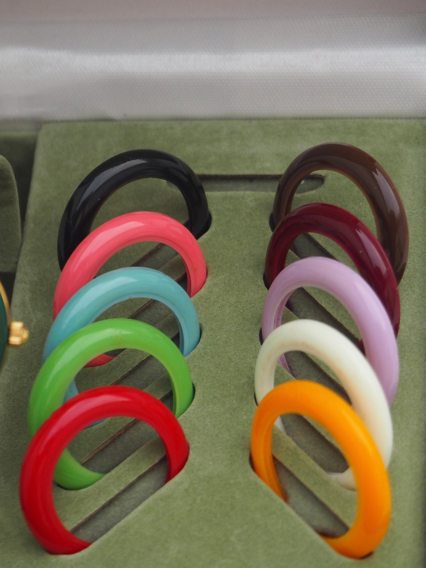 GUCCI INTERCHANGEABLE BEZEL WATCH